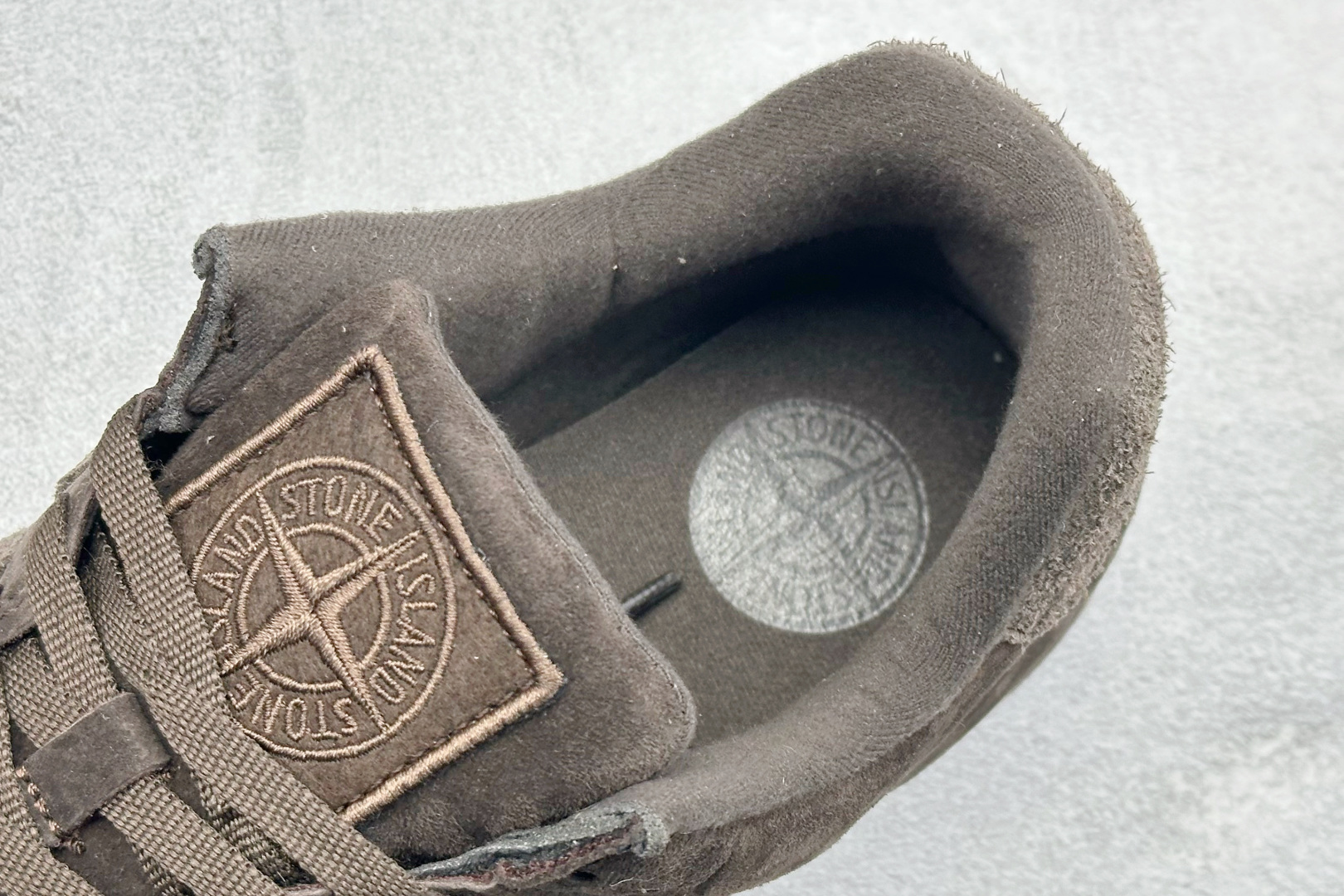 HA版New Balance NB574 低帮复古休闲慢跑鞋 U574BSI1-Top High Quatity Cheap Sneakers Fashion Clothing Clothes Bags handbags Shoes of all Brand wholesale With The best Quality And Beautiful Price from China Factory Chinese suppliers wholesaler seller HA版New Balance NB574 低帮复古休闲慢跑鞋 U574BSI1