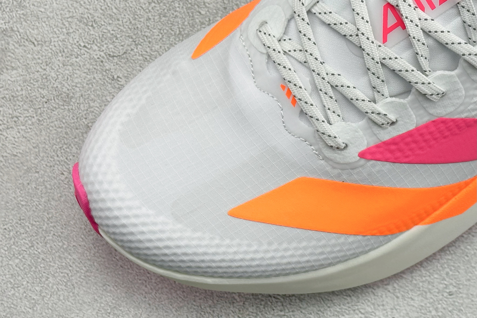 Adidas Adizero Evo SL 2 阿迪超轻透气缓震跑鞋 #以令人难以置信的138克重量，刷