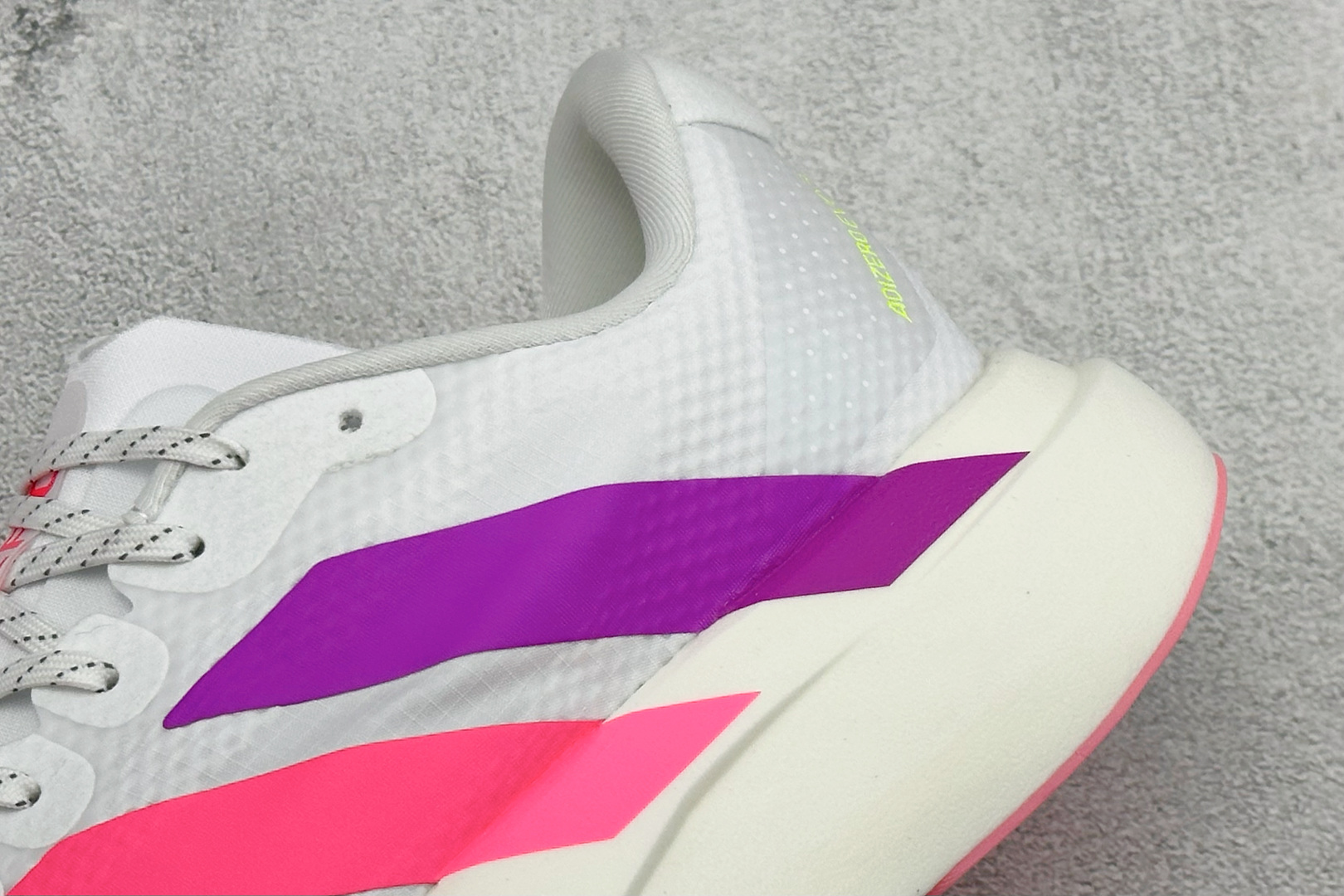 Adidas Adizero Evo SL 2 阿迪超轻透气缓震跑鞋 #以令人难以置信的138克重量，刷