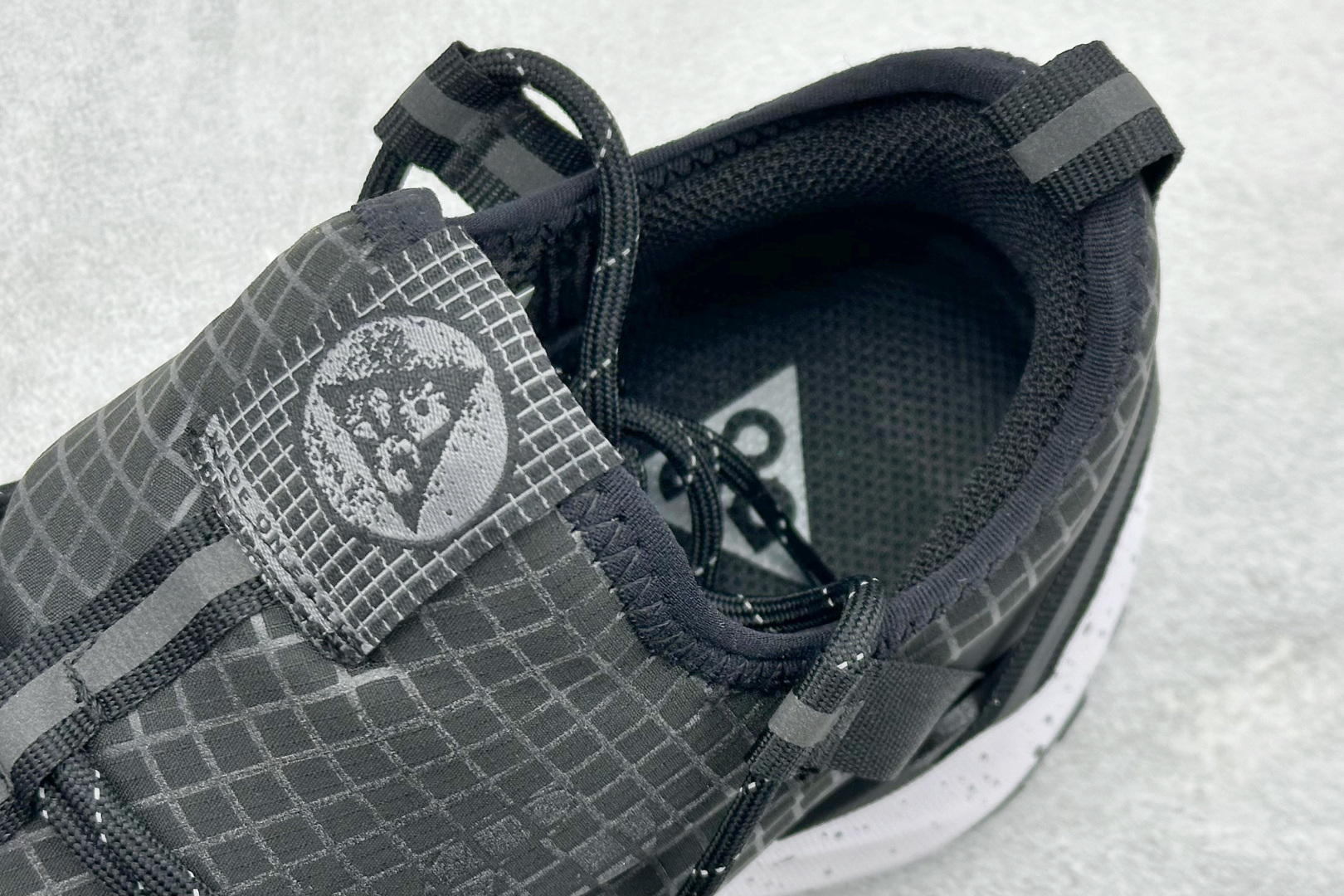 Nike ACG Mountain Fly Low GTX SE 减震防滑耐磨防水 低帮帮户外功能鞋 DD4565-001
