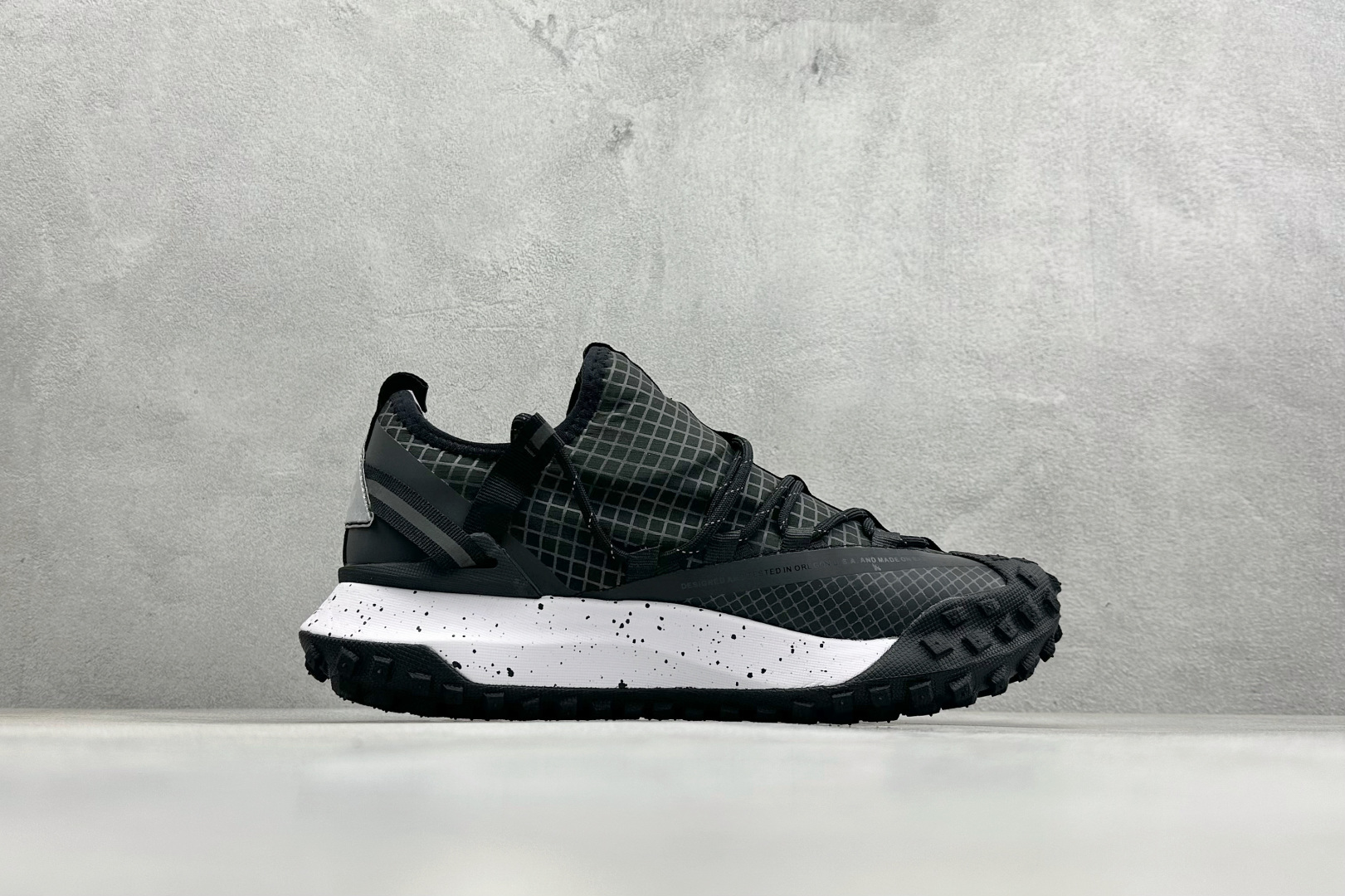 Nike ACG Mountain Fly Low GTX SE 减震防滑耐磨防水 低帮帮户外功能鞋 DD4565-001