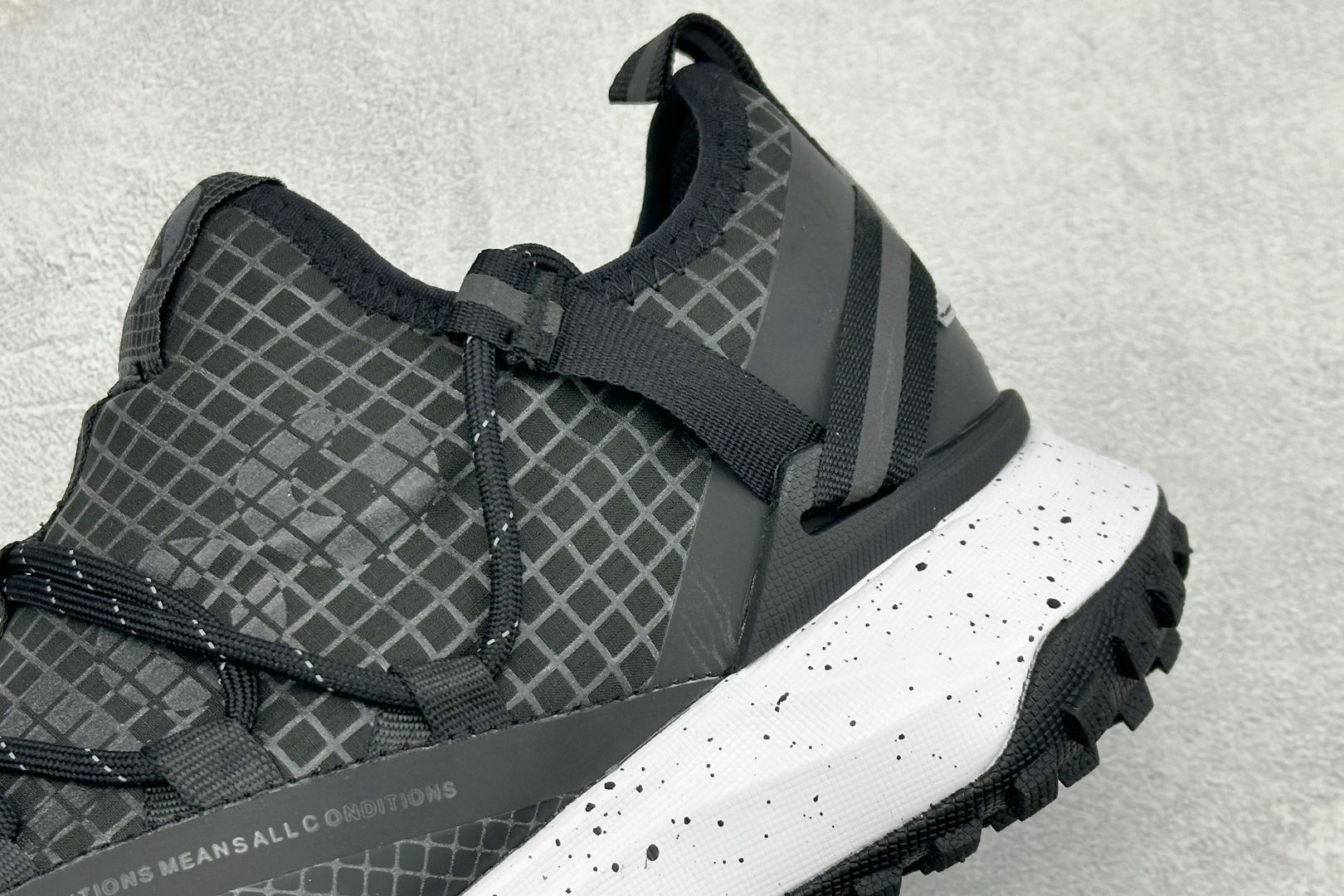Nike ACG Mountain Fly Low GTX SE 减震防滑耐磨防水 低帮帮户外功能鞋 DD4565-001