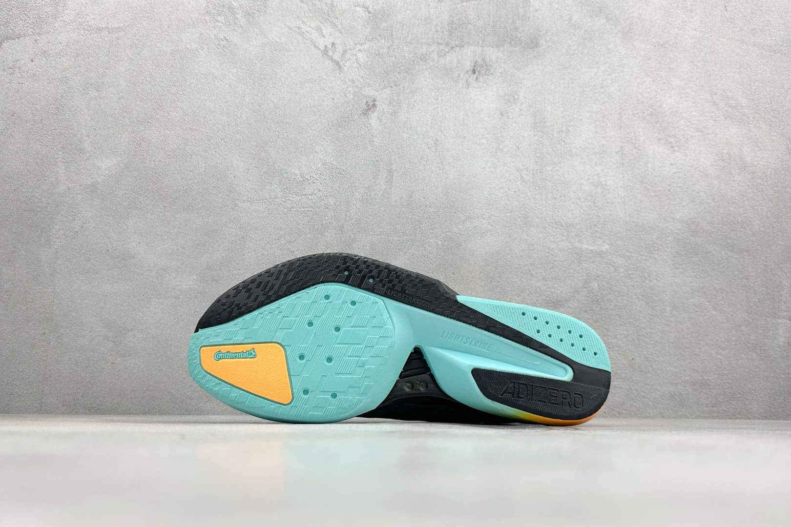 AD Adizero Boston 13 透气网布竞速跑鞋 KI1516-Top High Quatity Cheap Sneakers Fashion Clothing Clothes Bags handbags Shoes of all Brand wholesale With The best Quality And Beautiful Price from China Factory Chinese suppliers wholesaler seller AD Adizero Boston 13 透气网布竞速跑鞋 KI1516