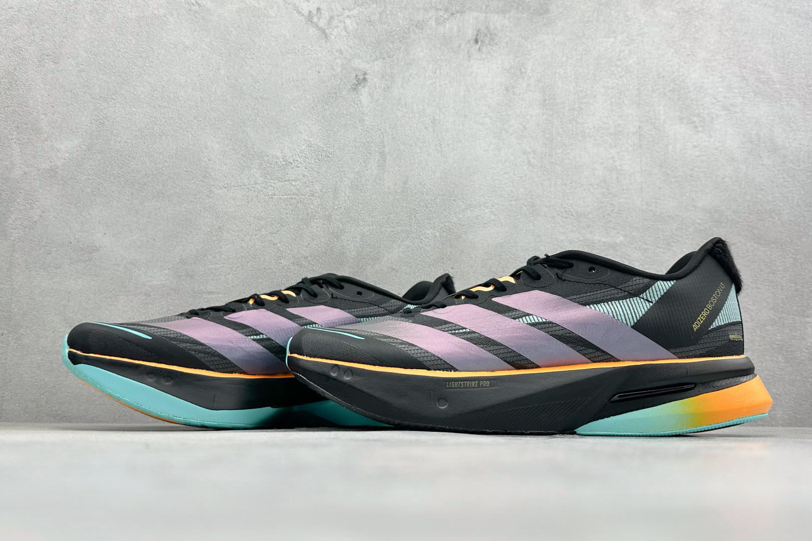 AD Adizero Boston 13 透气网布竞速跑鞋 KI1516-Top High Quatity Cheap Sneakers Fashion Clothing Clothes Bags handbags Shoes of all Brand wholesale With The best Quality And Beautiful Price from China Factory Chinese suppliers wholesaler seller AD Adizero Boston 13 透气网布竞速跑鞋 KI1516