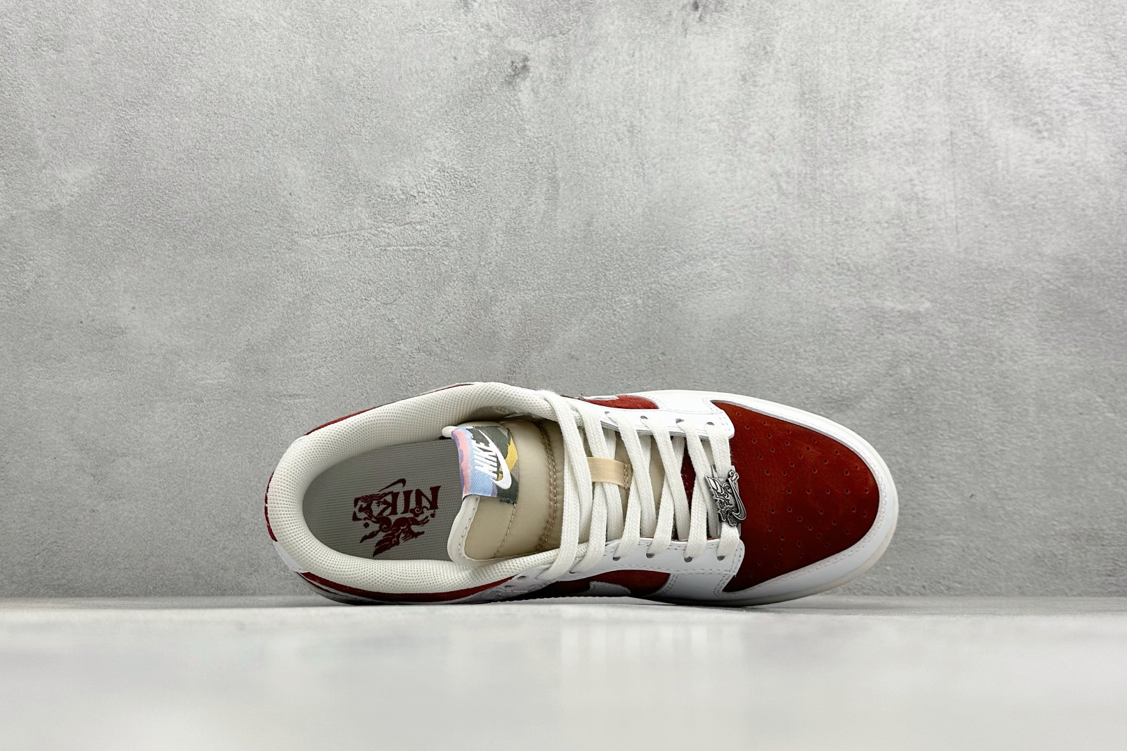 K版Nike SB Dunk Low 马年限定 高端定制 低帮休闲滑板鞋 IQ1118-220-Top High Quatity Cheap Sneakers Fashion Clothing Clothes Bags handbags Shoes of all Brand wholesale With The best Quality And Beautiful Price from China Factory Chinese suppliers wholesaler seller K版Nike SB Dunk Low 马年限定 高端定制 低帮休闲滑板鞋 IQ1118-220