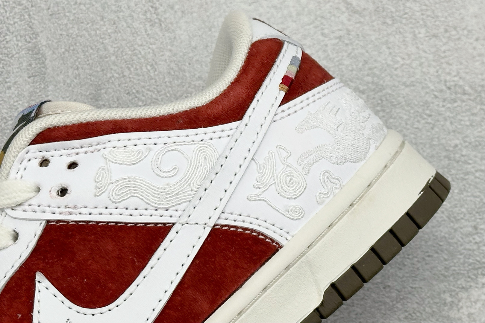 K版Nike SB Dunk Low 马年限定 高端定制 低帮休闲滑板鞋 IQ1118-220-Top High Quatity Cheap Sneakers Fashion Clothing Clothes Bags handbags Shoes of all Brand wholesale With The best Quality And Beautiful Price from China Factory Chinese suppliers wholesaler seller K版Nike SB Dunk Low 马年限定 高端定制 低帮休闲滑板鞋 IQ1118-220