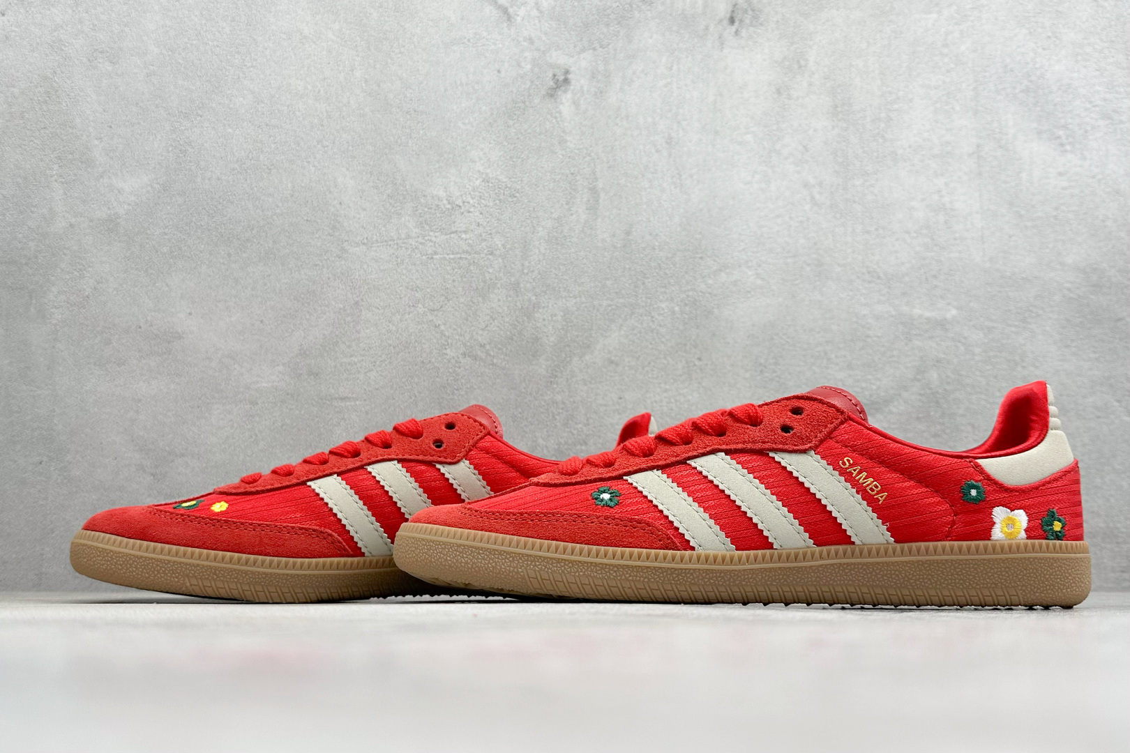 HZ版Adidas Samba 阿迪三叶草休闲板鞋 IH9056-Top High Quatity Cheap Sneakers Fashion Clothing Clothes Bags handbags Shoes of all Brand wholesale With The best Quality And Beautiful Price from China Factory Chinese suppliers wholesaler seller HZ版Adidas Samba 阿迪三叶草休闲板鞋 IH9056