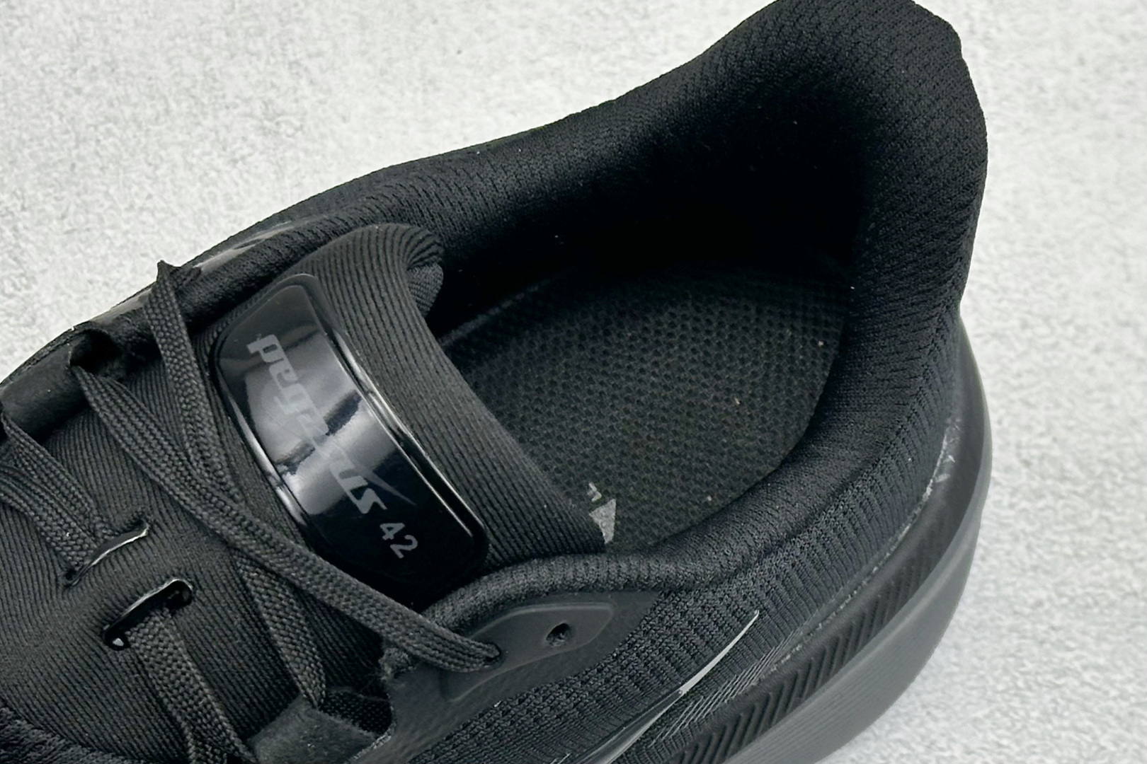 NK Air Zoom Pegasus 42代 耐磨防滑运动跑步鞋 IB1873-001 NK Air Zoom Pegasus 42代 耐磨防滑运动跑步鞋 IB1873-001