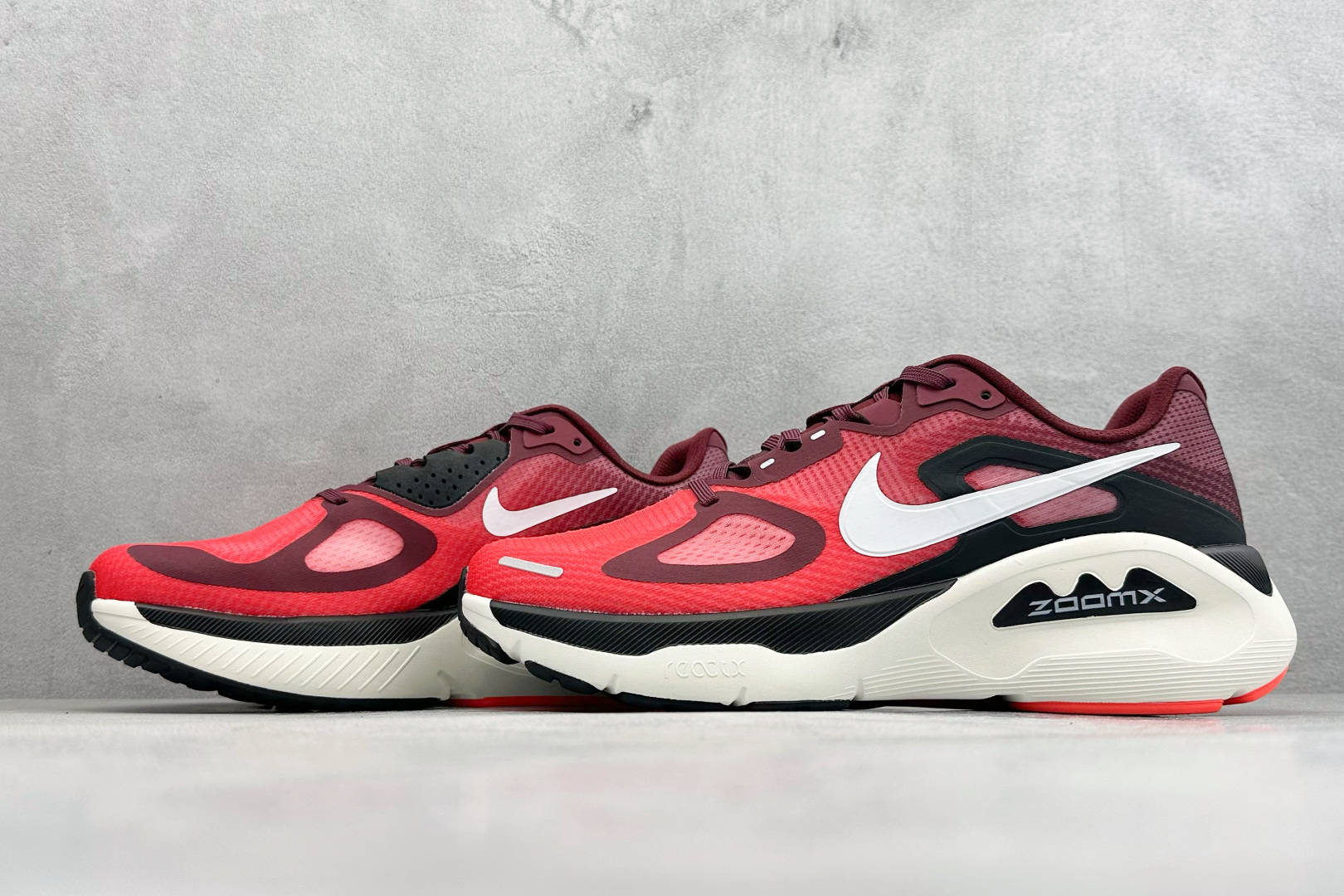 NIKE STRUCTURE PLUS 耐克 舒适减震防滑 低帮跑步鞋 HQ3049-500 NIKE STRUCTURE PLUS 耐克 舒适减震防滑 低帮跑步鞋 HQ3049-500