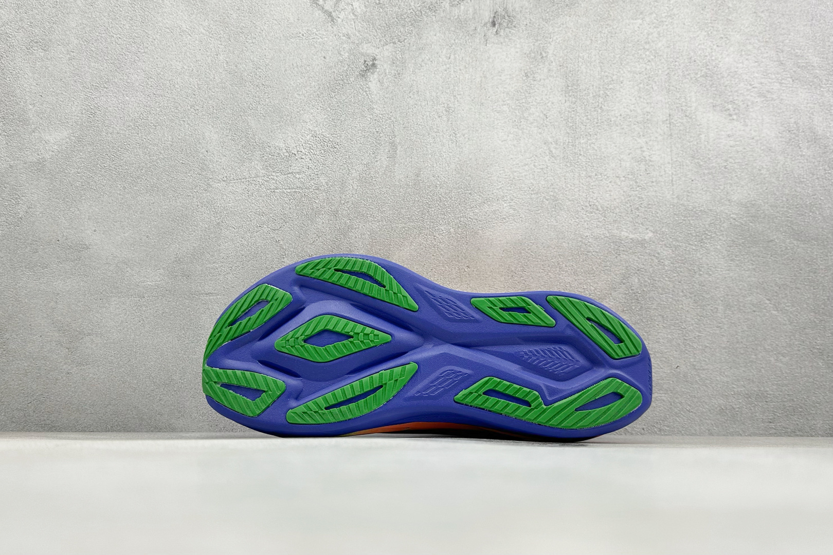 Asics SuperBlast 3 轻量回弹舒适透气支撑跑步鞋 1013A180-001 Asics SuperBlast 3 轻量回弹舒适透气支撑跑步鞋 1013A180-001