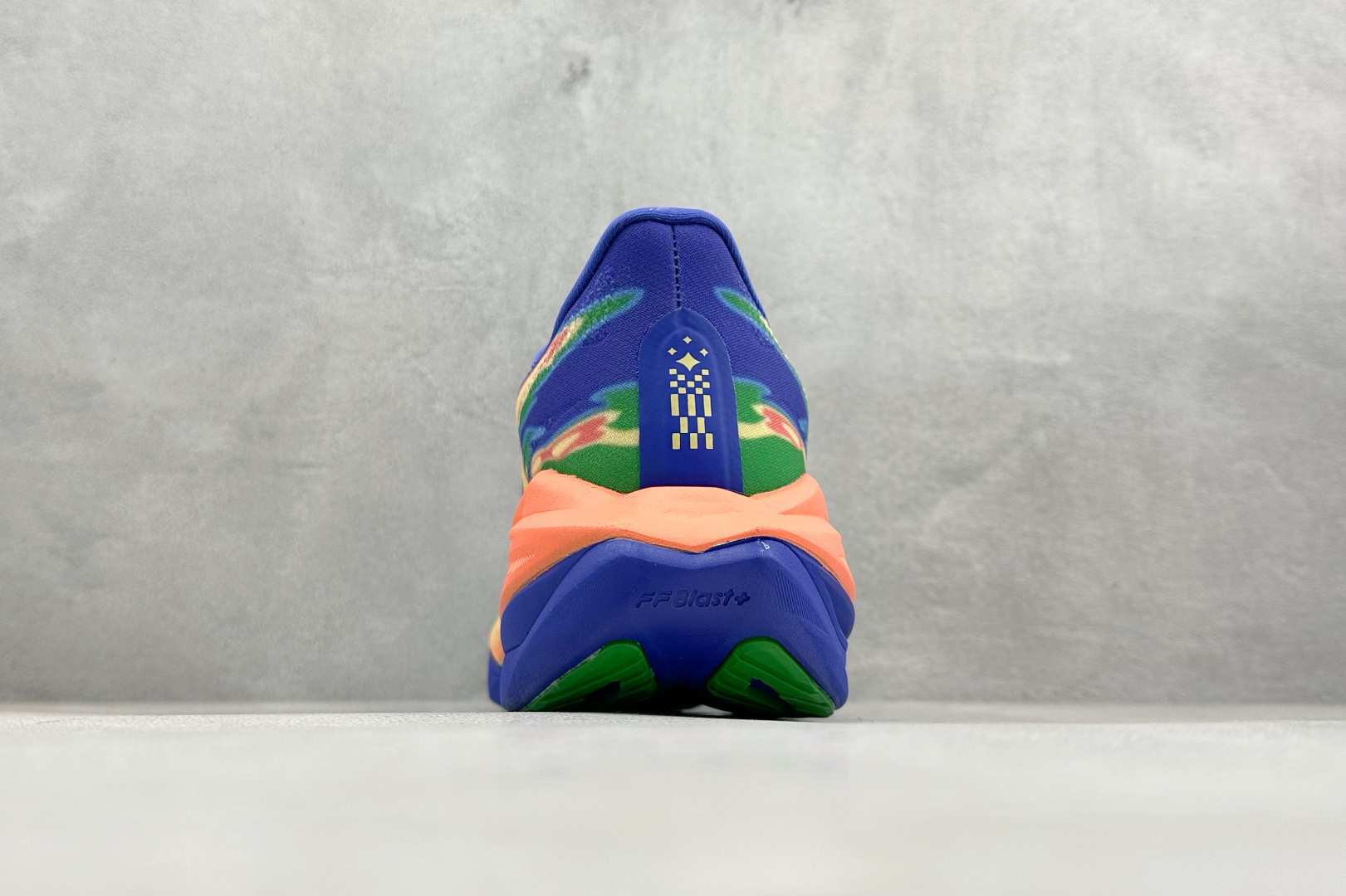 Asics SuperBlast 3 轻量回弹舒适透气支撑跑步鞋 1013A180-001 Asics SuperBlast 3 轻量回弹舒适透气支撑跑步鞋 1013A180-001