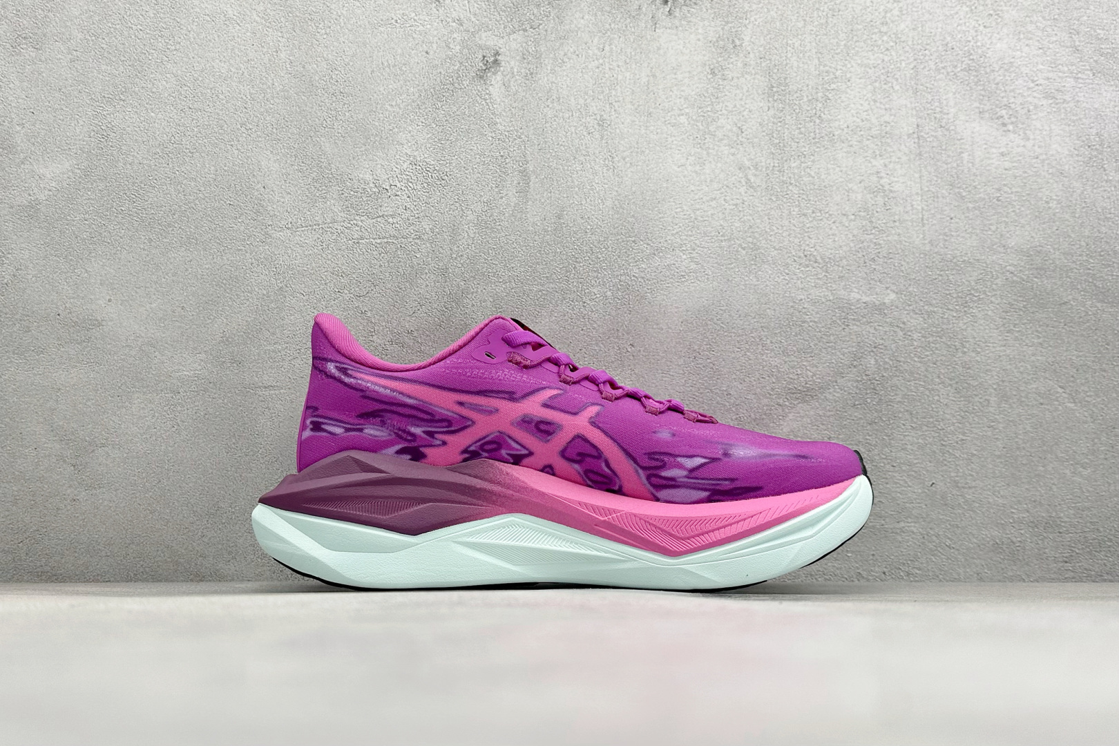 Asics SuperBlast 3 轻量回弹舒适透气支撑跑步鞋 103A186-209 Asics SuperBlast 3 轻量回弹舒适透气支撑跑步鞋 103A186-209