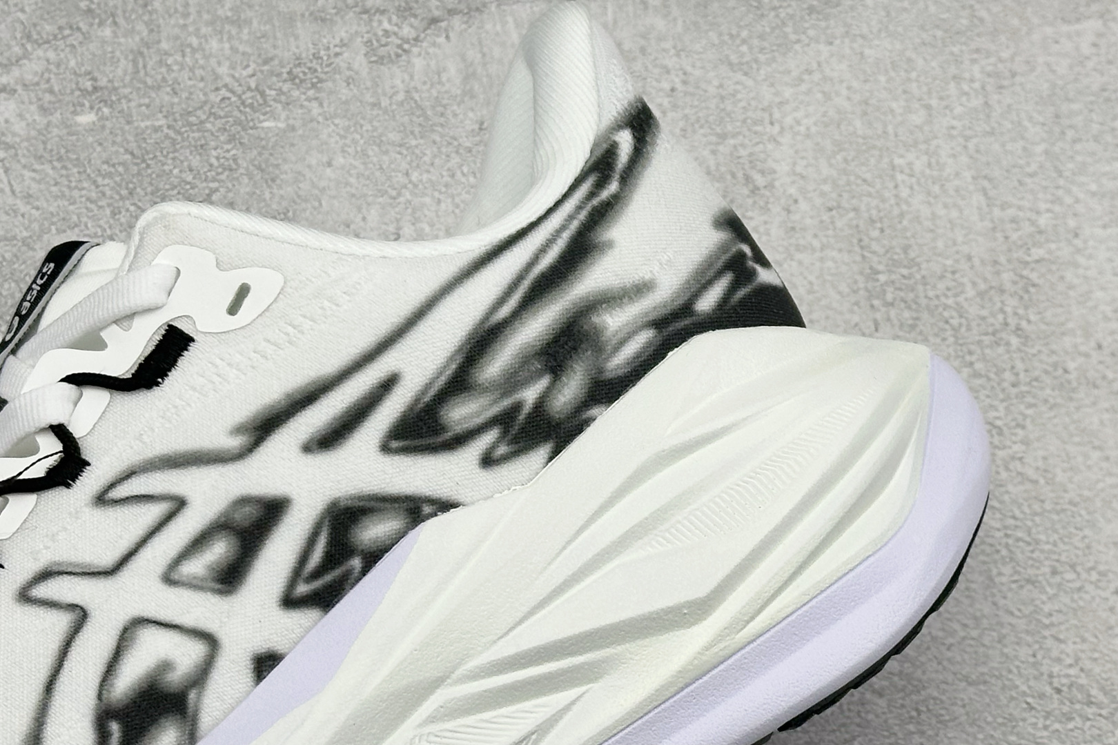 Asics SuperBlast 3 轻量回弹舒适透气支撑跑步鞋 1013A177-002