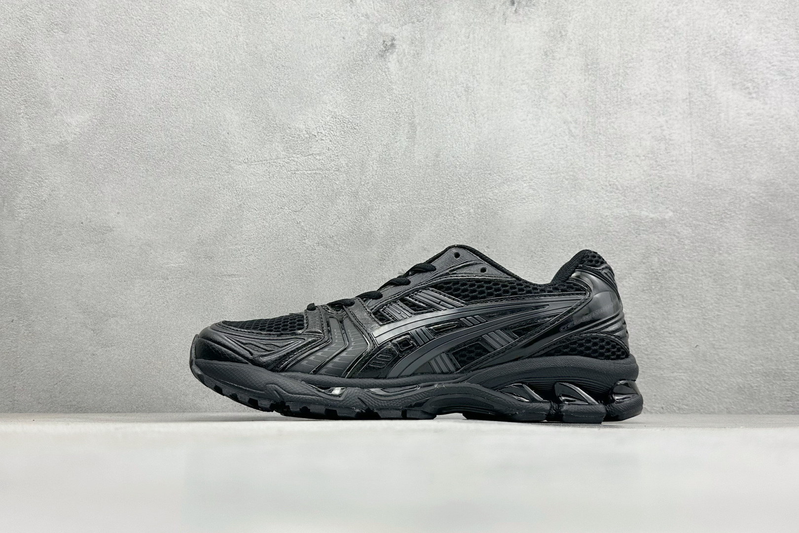 ASICS GEL – KAYANO 14 系列轻量缓震休闲运动跑步鞋 1201A019-001 ASICS GEL – KAYANO 14 系列轻量缓震休闲运动跑步鞋 1201A019-001