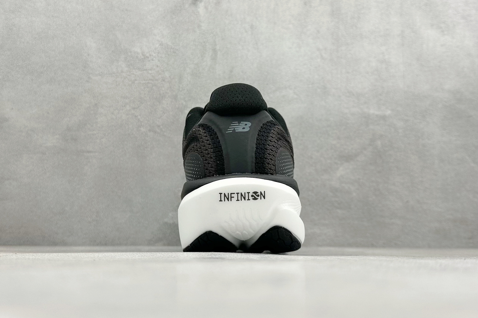 NEW BALANCE 1080 缓震运动鞋NB透气休闲鞋 DETAIL INFO可靠的舒适性和高性能相结合 M10802FR NEW BALANCE 1080 缓震运动鞋NB透气休闲鞋 DETAIL INFO可靠的舒适性和高性能相结合 M10802FR