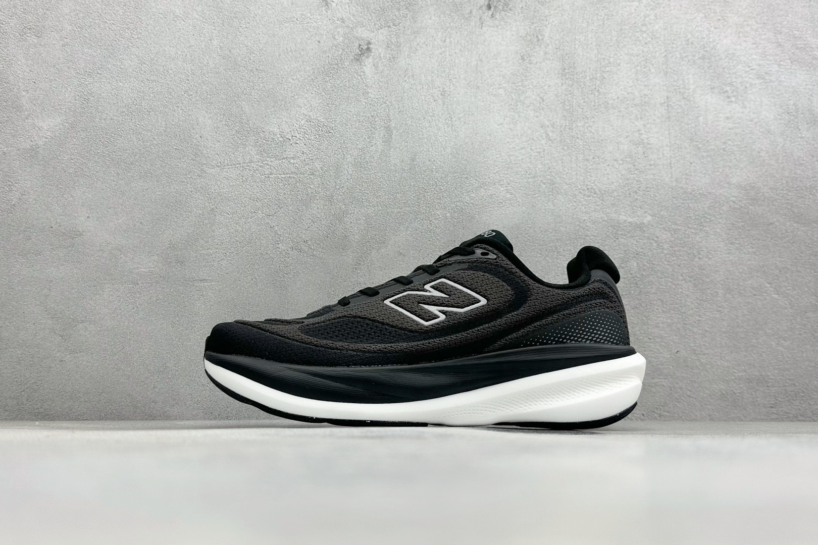 NEW BALANCE 1080 缓震运动鞋NB透气休闲鞋 DETAIL INFO可靠的舒适性和高性能相结合 M10802FR NEW BALANCE 1080 缓震运动鞋NB透气休闲鞋 DETAIL INFO可靠的舒适性和高性能相结合 M10802FR