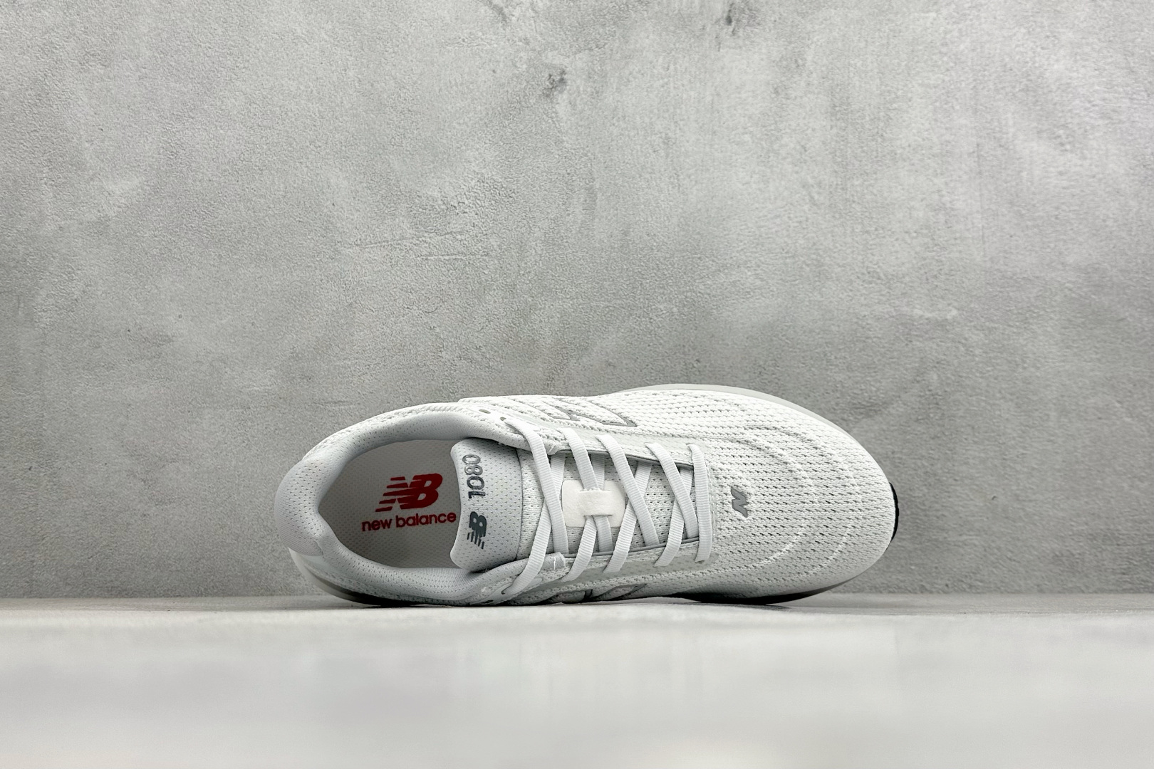 220 NEW BALANCE 1080 缓震运动鞋NB透气休闲鞋 DETAIL INFO可靠的舒适性和高性能相结合 M10807E3