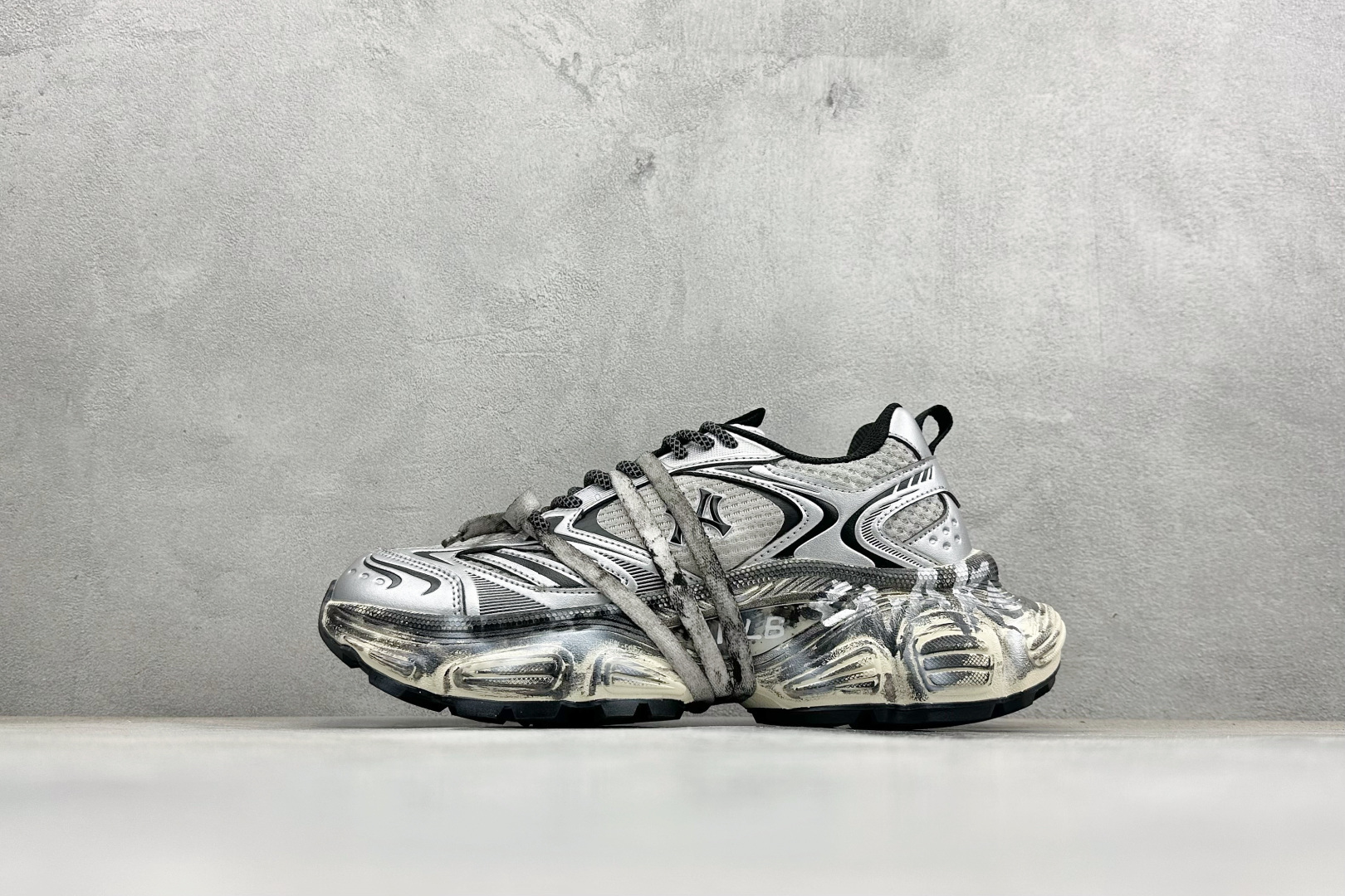 MLB NY 印花网红老爹跑鞋 手工定定制涂鸦恶作剧