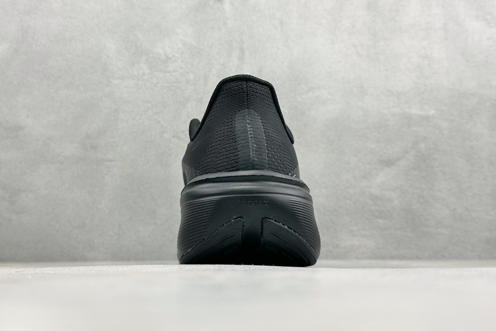 NK Air Zoom Pegasus 42代 耐磨防滑运动跑步鞋 IF1688-107 NK Air Zoom Pegasus 42代 耐磨防滑运动跑步鞋 IF1688-107