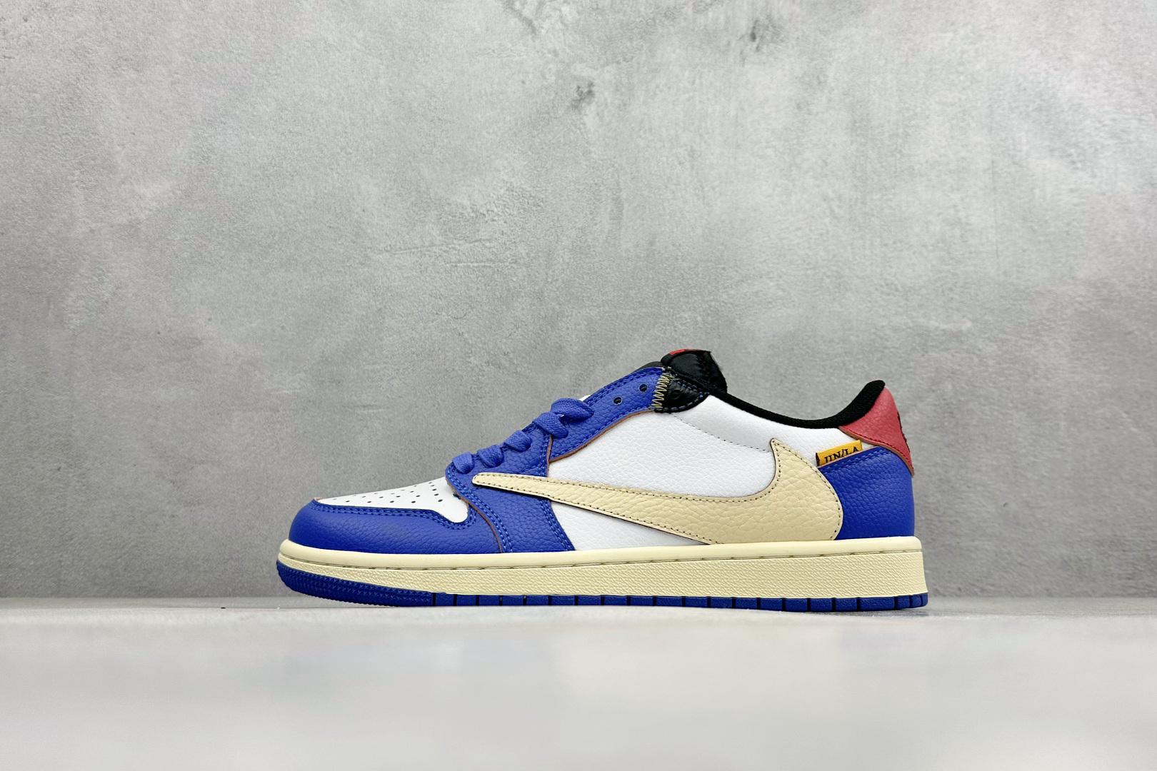 Travis Scott x union la x Jordan Air Jordan 1 retro low un 倒钩 白蓝 DM7866-111 Travis Scott x union la x Jordan Air Jordan 1 retro low un 倒钩 白蓝 DM7866-111