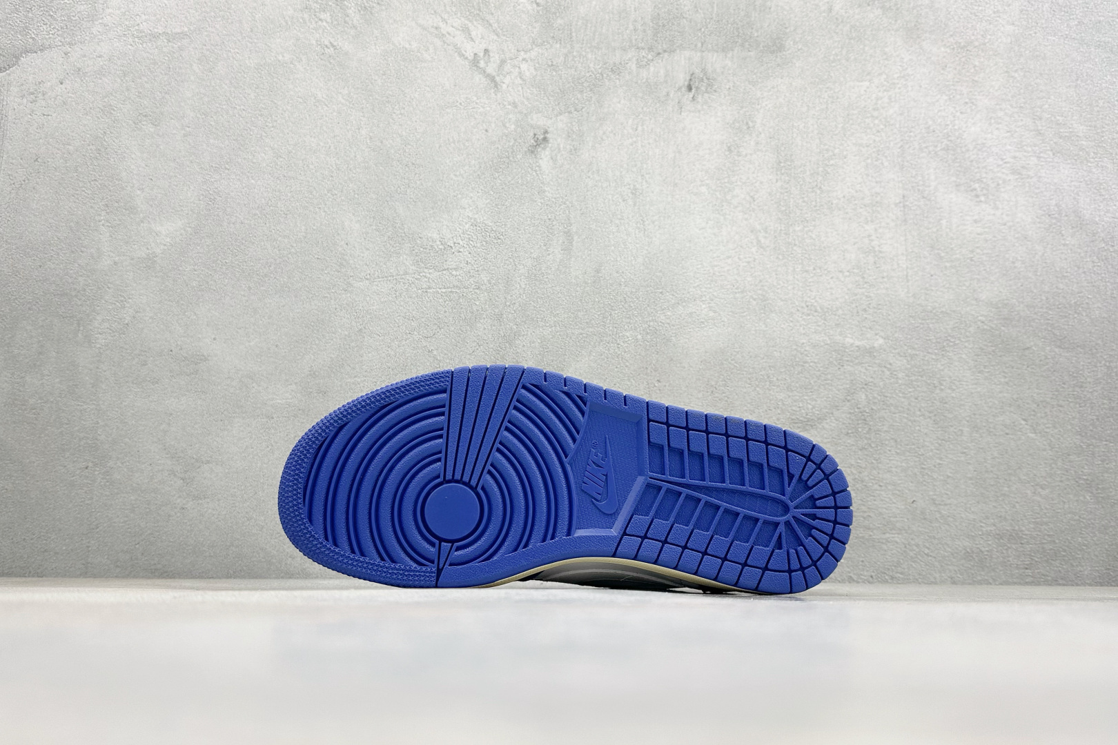 Travis Scott x union la x Jordan Air Jordan 1 retro low un 倒钩 白蓝 DM7866-111 Travis Scott x union la x Jordan Air Jordan 1 retro low un 倒钩 白蓝 DM7866-111