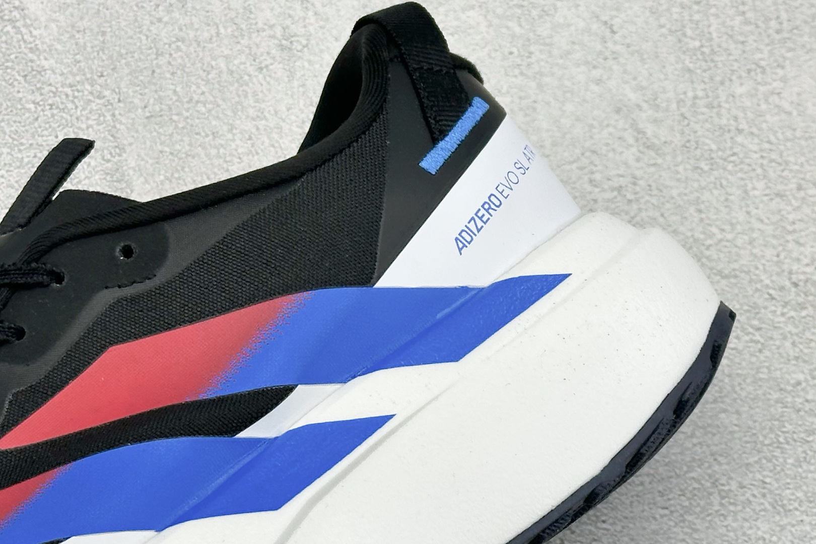 TY版AD ADIZERO EVO SL ATR 阿迪超轻透气缓震跑鞋 KK1066 TY版AD ADIZERO EVO SL ATR 阿迪超轻透气缓震跑鞋 KK1066