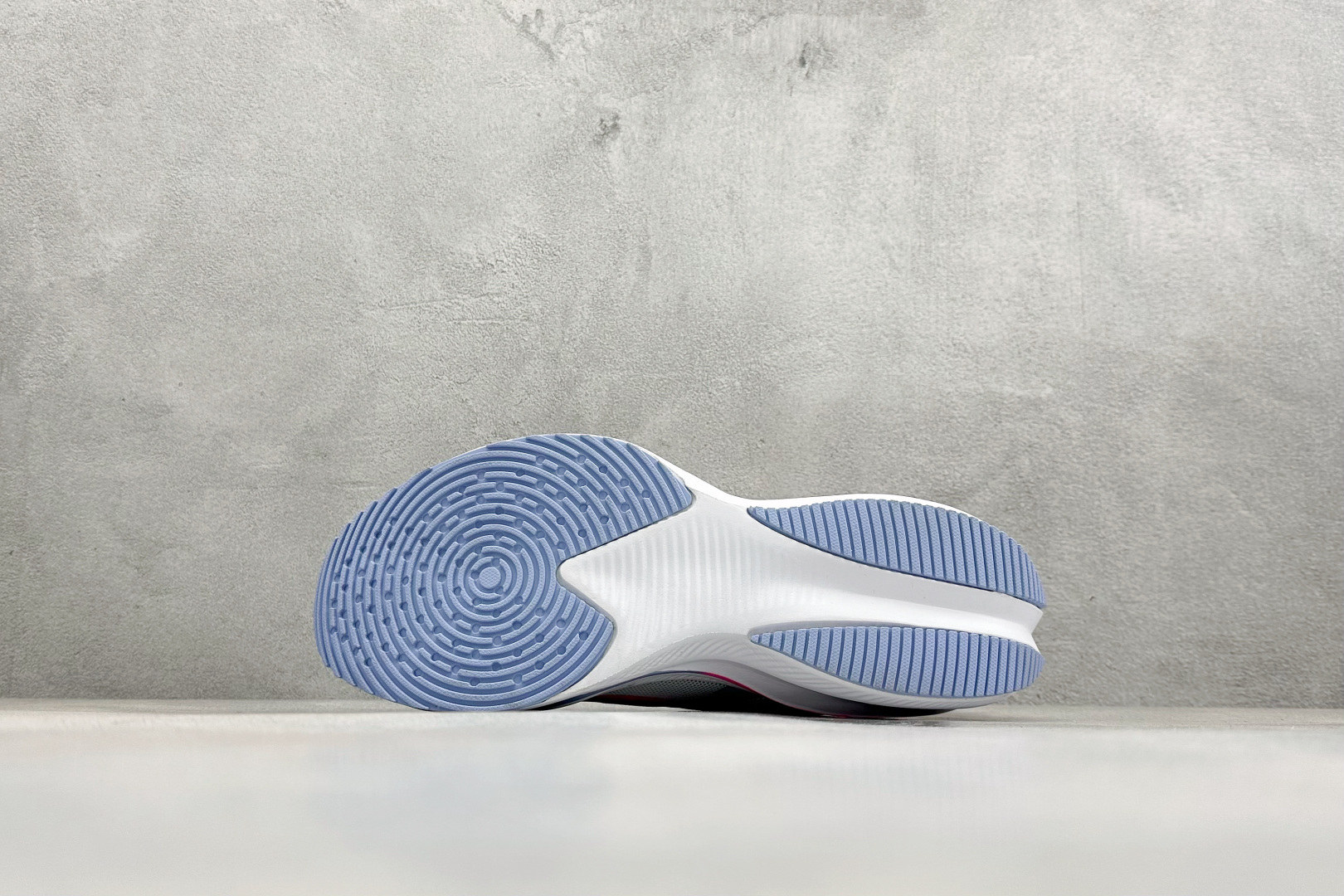 NIKE ZOOMX PLUS 全新耐克跑鞋一代 CK4318-018 NIKE ZOOMX PLUS 全新耐克跑鞋一代 CK4318-018
