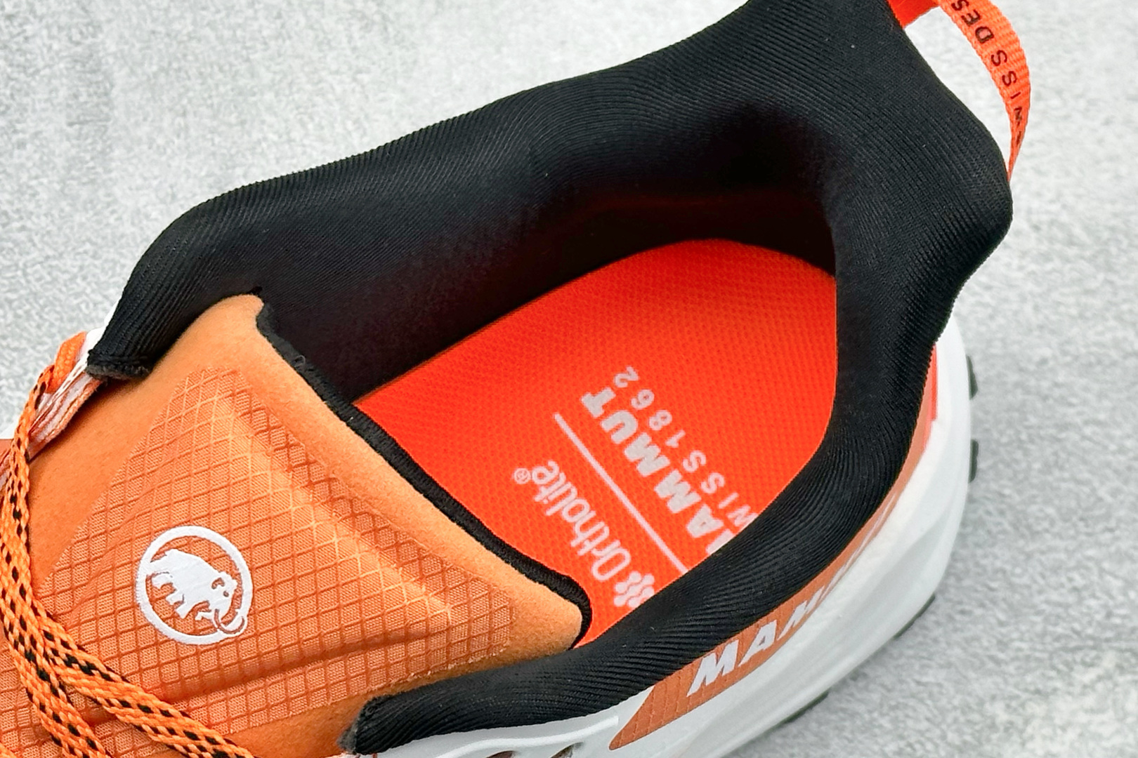 猛犸象MAMMUT Saentis TR 舒适 减震防滑耐磨 低帮徒步鞋 3030-05100-00727-1075 猛犸象MAMMUT Saentis TR 舒适 减震防滑耐磨 低帮徒步鞋 3030-05100-00727-1075