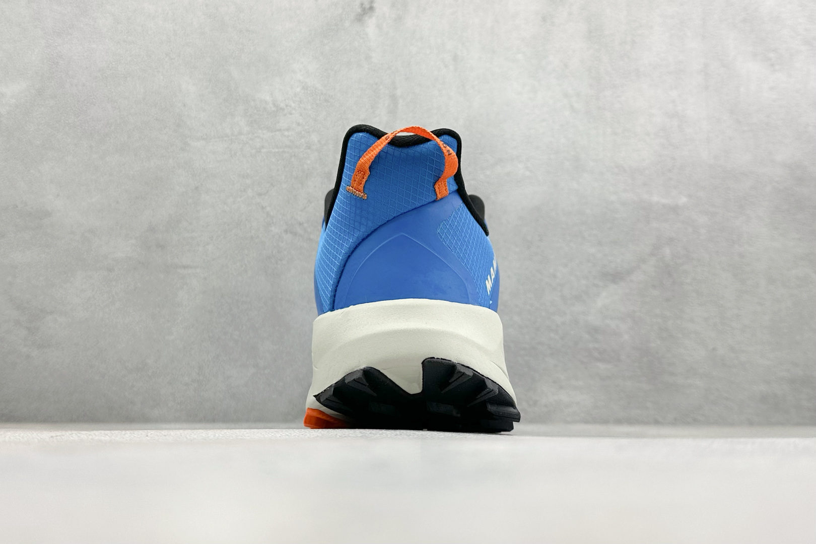 猛犸象MAMMUT Saentis TR 舒适 减震防滑耐磨 低帮徒步鞋 3030-05100-50592-1075