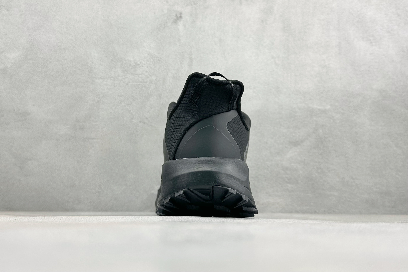 猛犸象MAMMUT Saentis TR 舒适 减震防滑耐磨 低帮徒步鞋 3030-05080-0001-1075