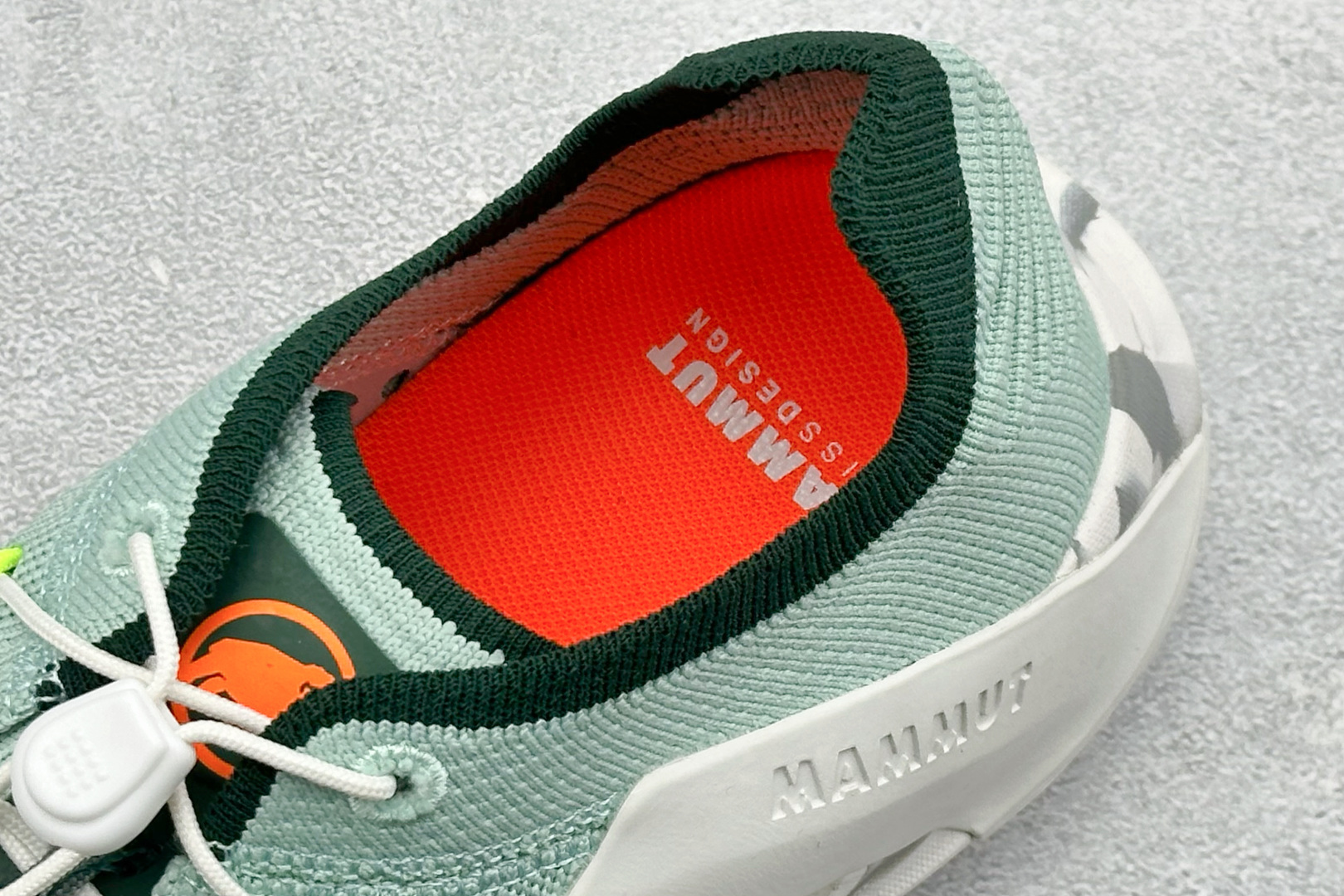 猛犸象MAMMUT Hueco 2 舒适 减震防滑耐磨 户外溯溪鞋 3020-06460-0257-1075