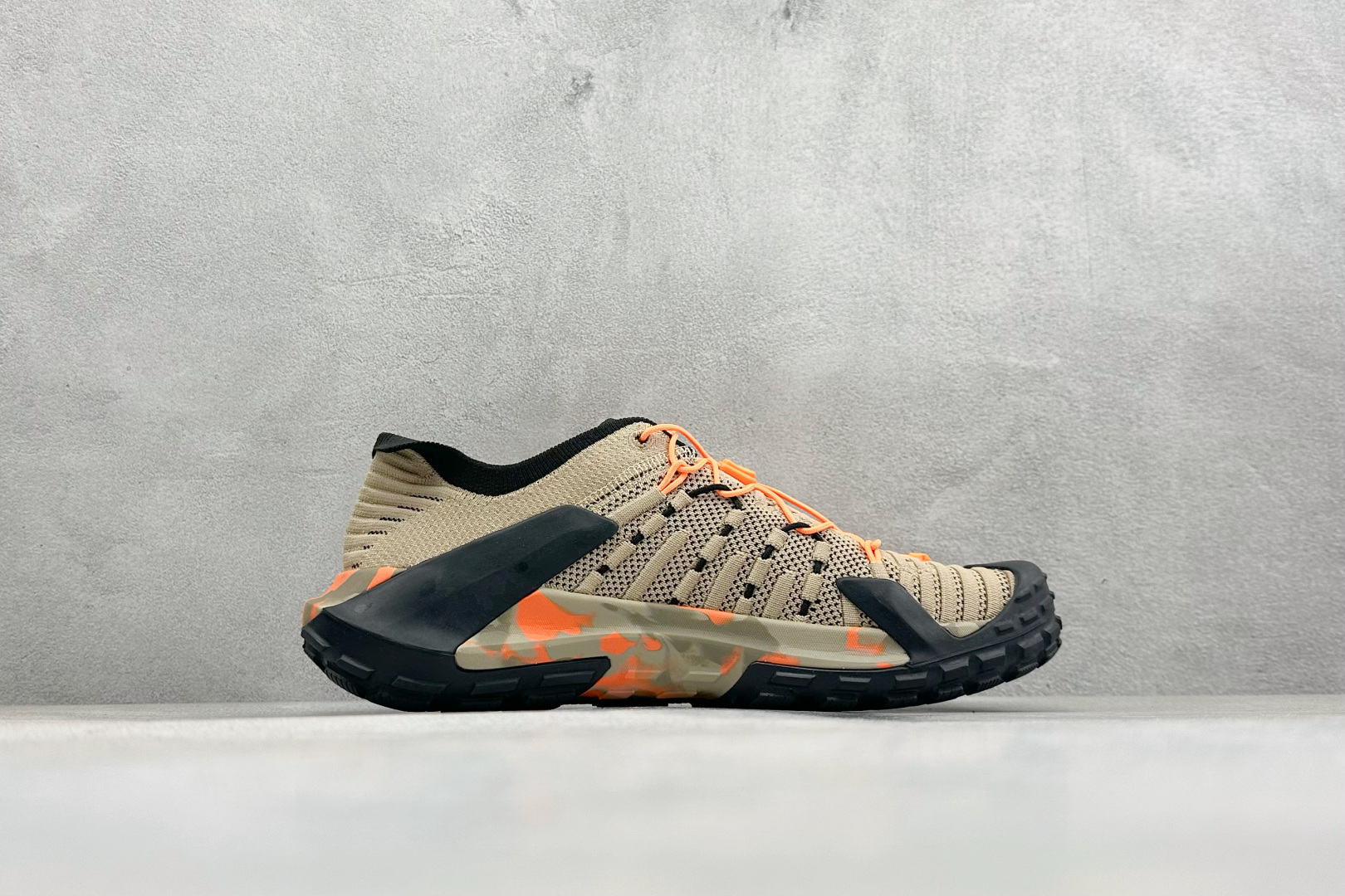 猛犸象MAMMUT Hueco 户外登山鞋 减震防滑耐磨 户外登山鞋 3020-06460-7521-1065