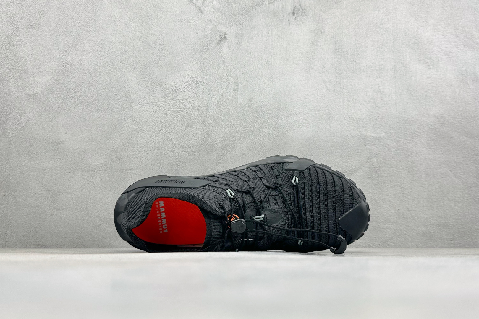 猛犸象MAMMUT Hueco 户外登山鞋 减震防滑耐磨 户外登山鞋 3020-06460-00721-1075