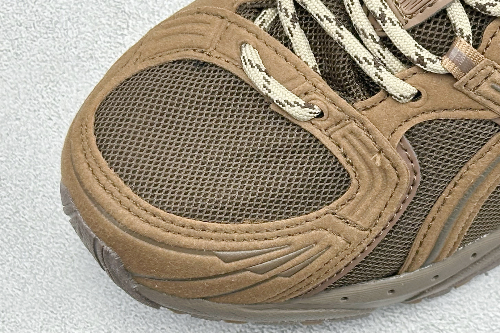 TG版Asics Gel-Kahana TR Nexus 亚瑟士复古潮流休闲运动鞋 1203B123-200 TG版Asics Gel-Kahana TR Nexus 亚瑟士复古潮流休闲运动鞋 1203B123-200