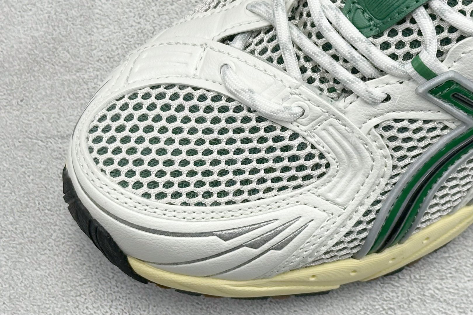 TG版Asics Gel-Kahana TR Nexus 亚瑟士复古潮流休闲运动鞋 1203B132-100 TG版Asics Gel-Kahana TR Nexus 亚瑟士复古潮流休闲运动鞋 1203B132-100