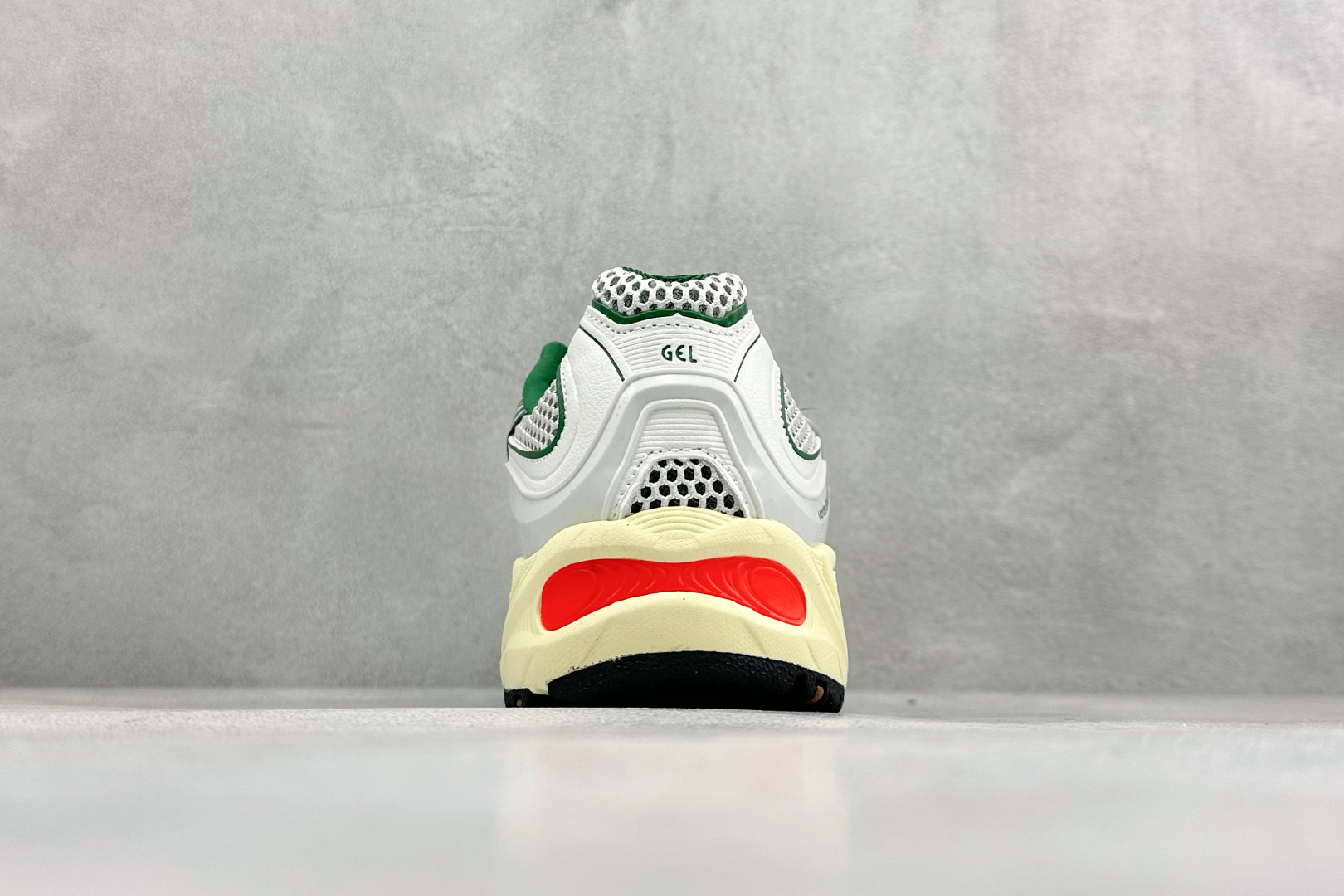 TG版Asics Gel-Kahana TR Nexus 亚瑟士复古潮流休闲运动鞋 1203B132-100 TG版Asics Gel-Kahana TR Nexus 亚瑟士复古潮流休闲运动鞋 1203B132-100