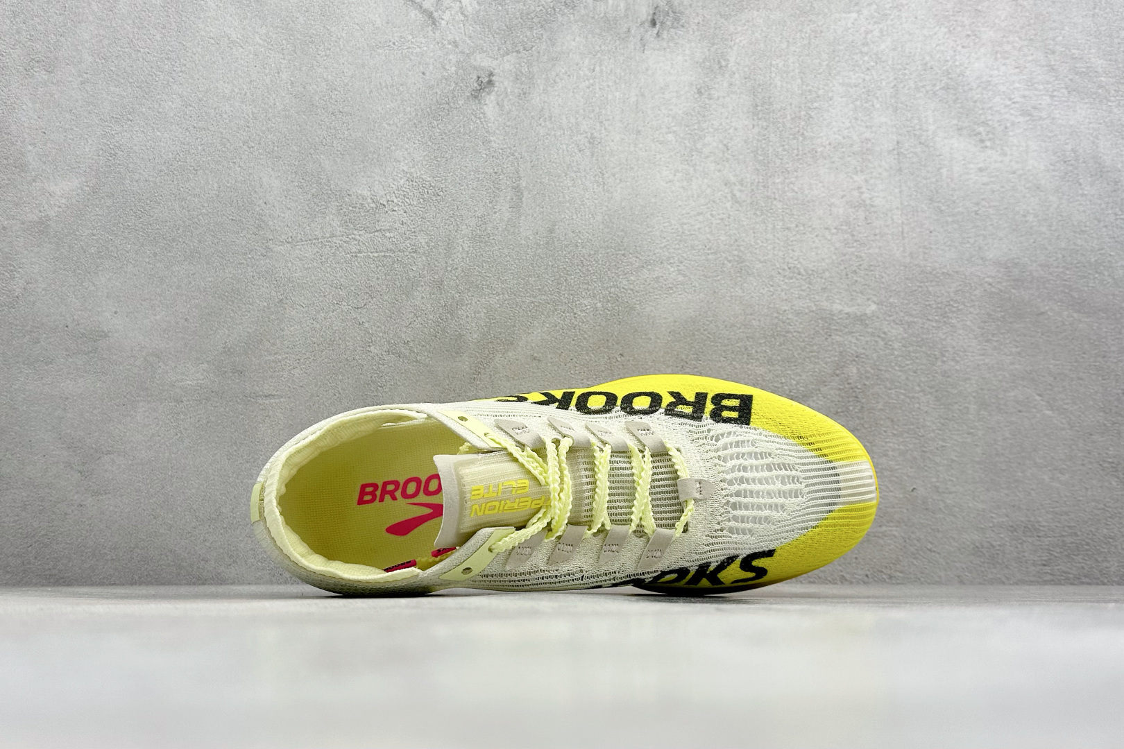 Z版Brooks 布鲁克斯 Hyperion Elite 5 超弹轻盈跑步鞋 低帮透气缓震支撑休闲运动慢跑鞋 100049-1D-756 Z版Brooks 布鲁克斯 Hyperion Elite 5 超弹轻盈跑步鞋 低帮透气缓震支撑休闲运动慢跑鞋 100049-1D-756