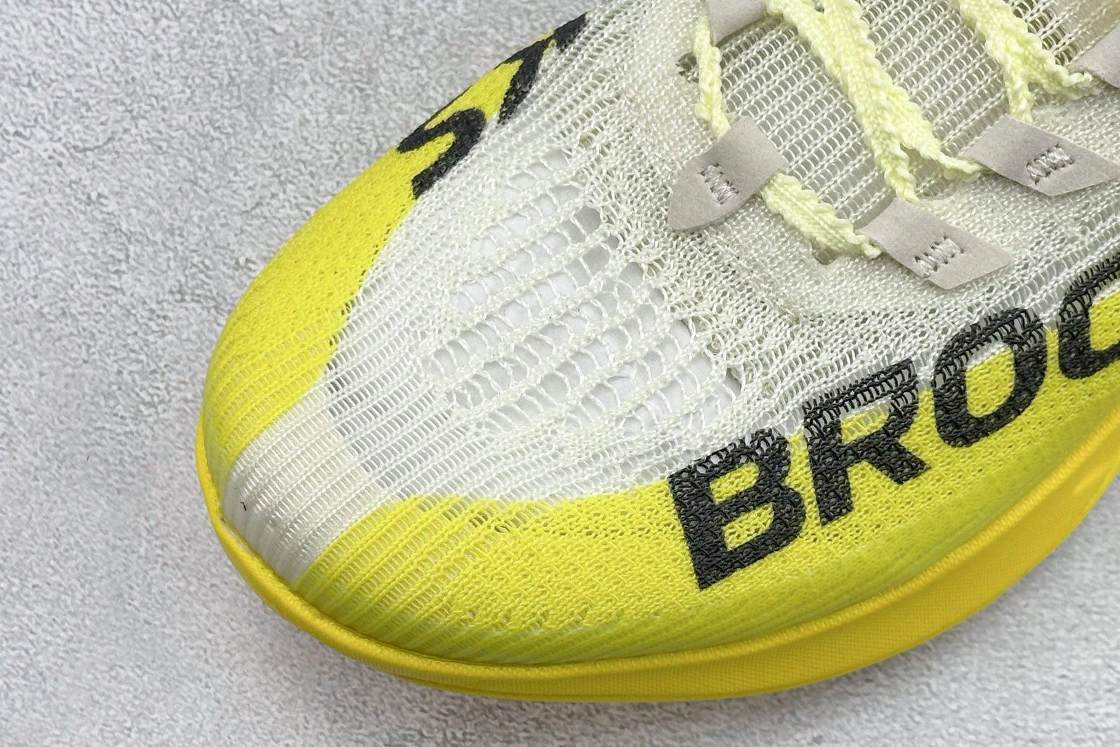 Z版Brooks 布鲁克斯 Hyperion Elite 5 超弹轻盈跑步鞋 低帮透气缓震支撑休闲运动慢跑鞋 100049-1D-756 Z版Brooks 布鲁克斯 Hyperion Elite 5 超弹轻盈跑步鞋 低帮透气缓震支撑休闲运动慢跑鞋 100049-1D-756