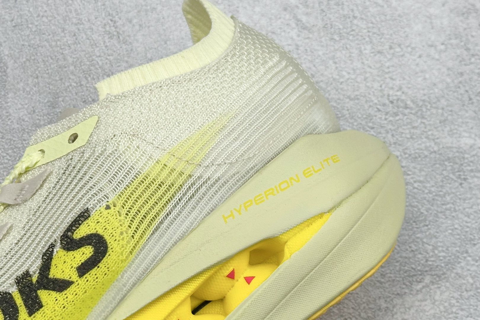 Z版Brooks 布鲁克斯 Hyperion Elite 5 超弹轻盈跑步鞋 低帮透气缓震支撑休闲运动慢跑鞋 100049-1D-756 Z版Brooks 布鲁克斯 Hyperion Elite 5 超弹轻盈跑步鞋 低帮透气缓震支撑休闲运动慢跑鞋 100049-1D-756