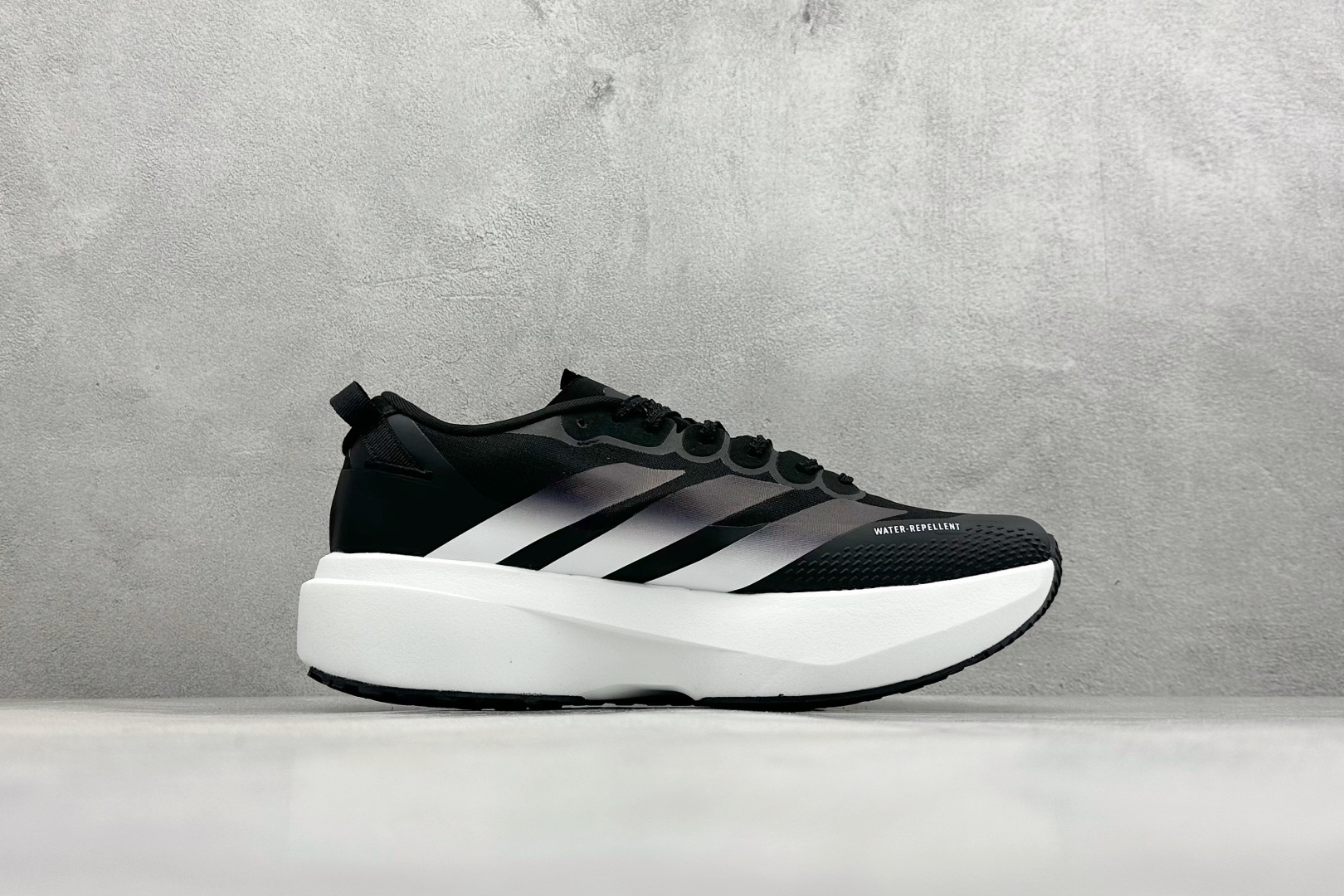 TY版AD ADIZERO EVO SL ATR 阿迪超轻透气缓震跑鞋 KK0523 TY版AD ADIZERO EVO SL ATR 阿迪超轻透气缓震跑鞋 KK0523