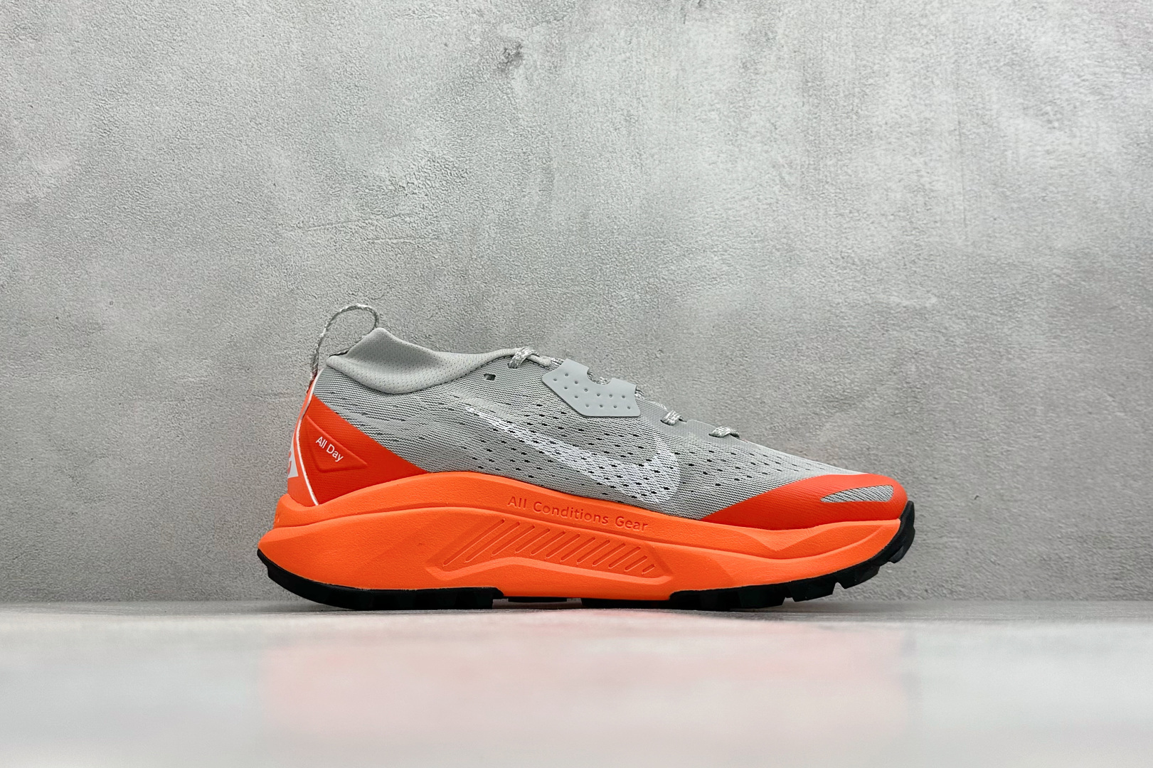 MT版NIKE ACG ZEGAMA TRAIL 越野登山跑步鞋 HV8113-100 MT版NIKE ACG ZEGAMA TRAIL 越野登山跑步鞋 HV8113-100