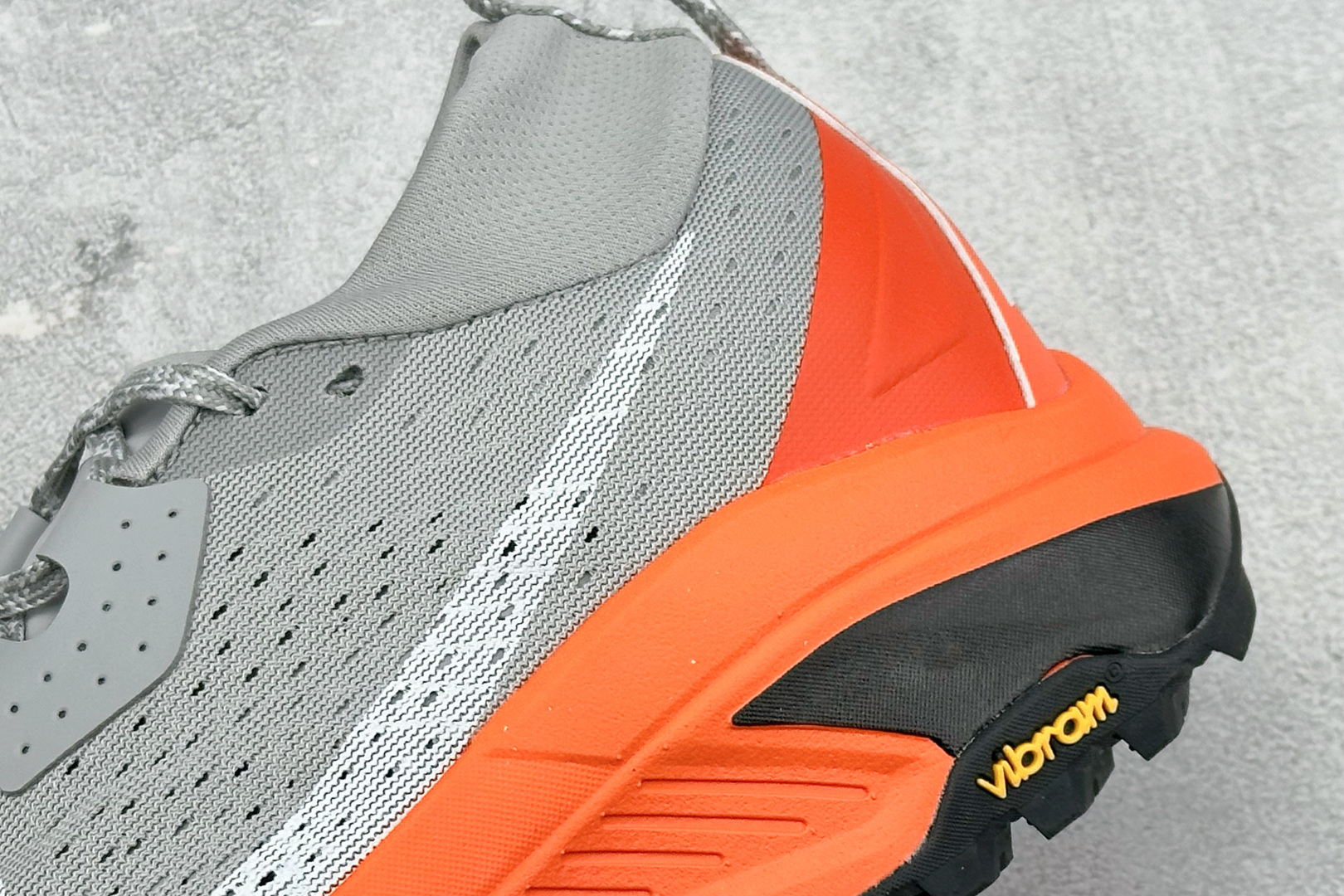 MT版NIKE ACG ZEGAMA TRAIL 越野登山跑步鞋 HV8113-100 MT版NIKE ACG ZEGAMA TRAIL 越野登山跑步鞋 HV8113-100