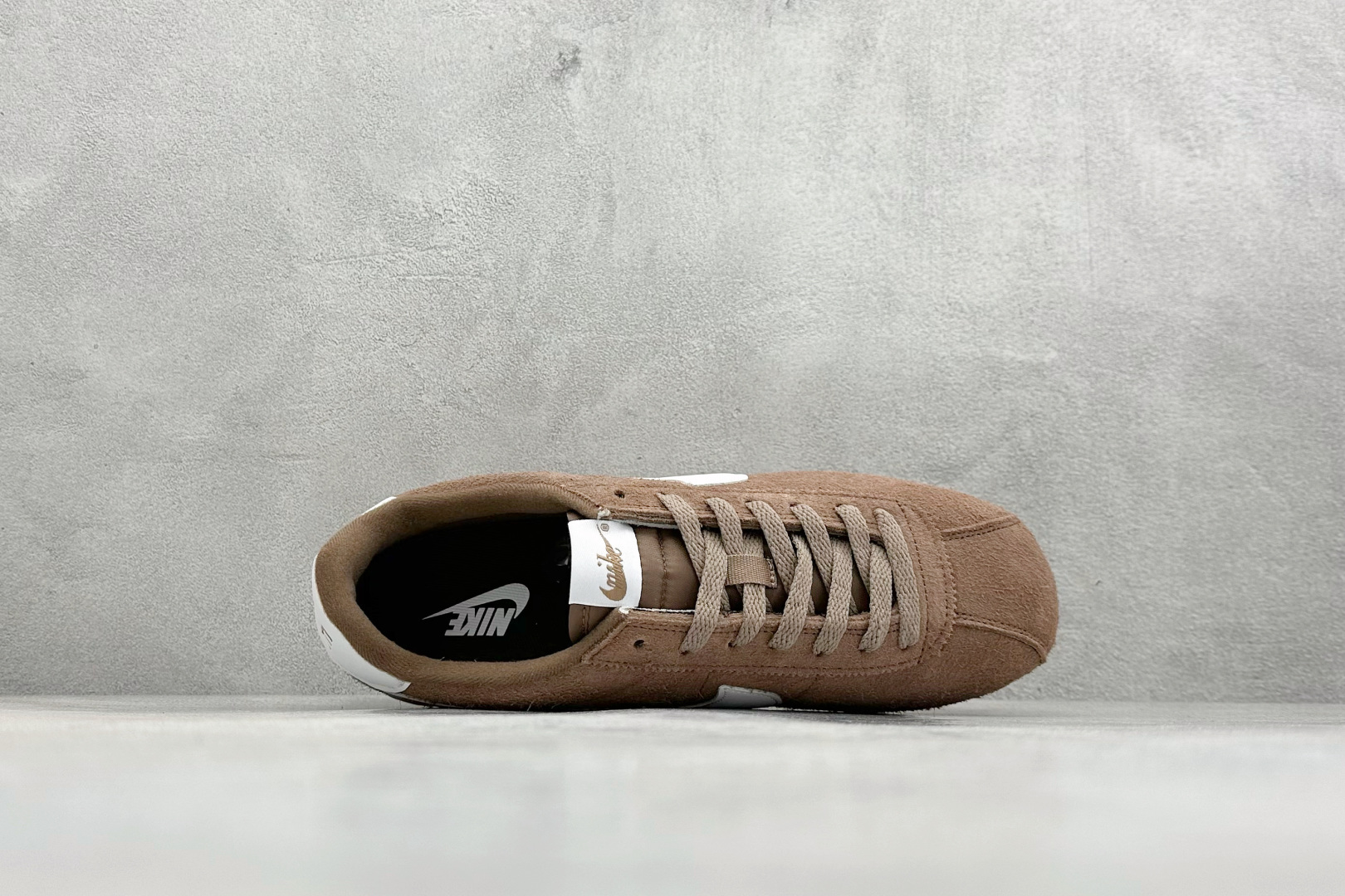 XH版NIKE CORTEZ 经典轻便舒适阿甘休闲跑步鞋 FJ2530-200
