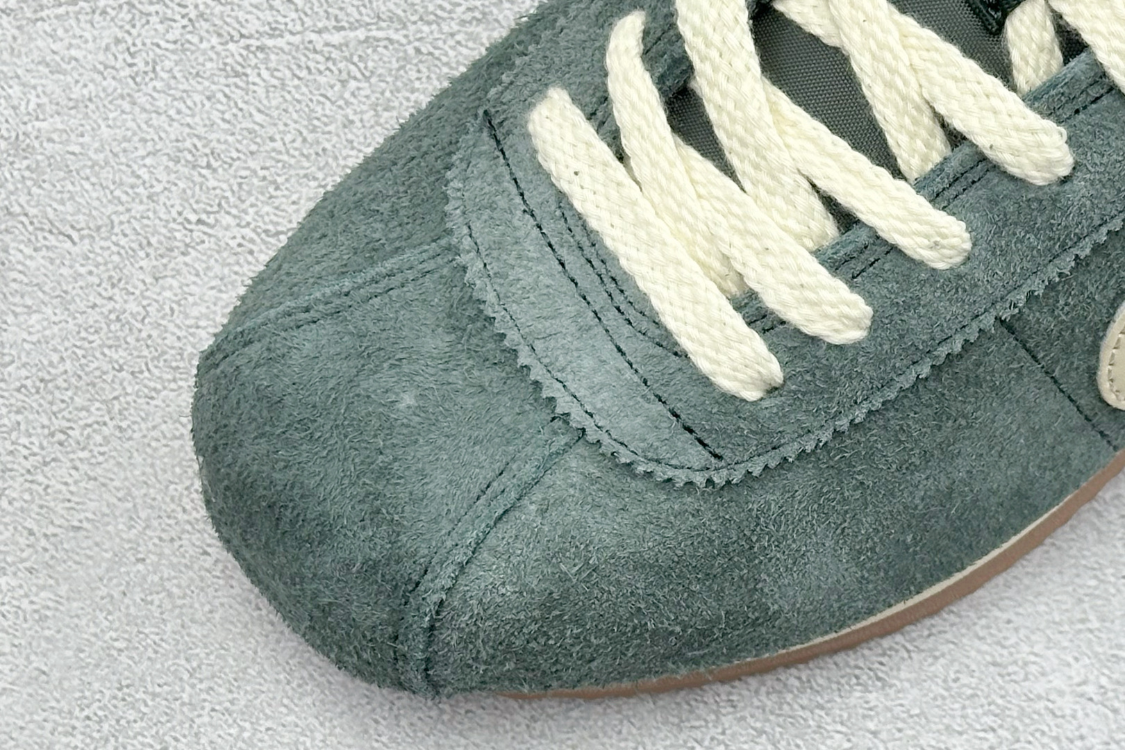 XH版NIKE CORTEZ 经典轻便舒适阿甘休闲跑步鞋 FJ2530-301