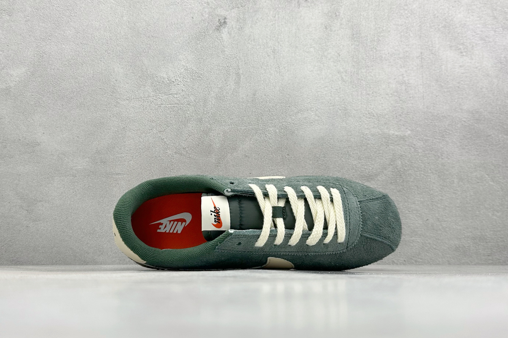 XH版NIKE CORTEZ 经典轻便舒适阿甘休闲跑步鞋 FJ2530-301