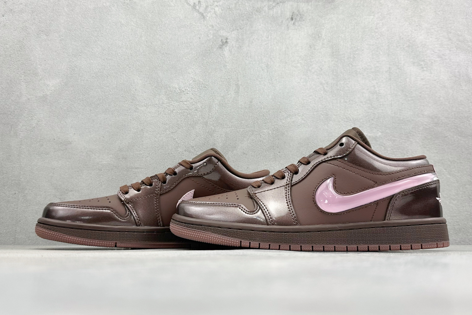 Air Jordan 1 Low 情人节巧克力棕粉 IQ9787-262 Air Jordan 1 Low 情人节巧克力棕粉 IQ9787-262