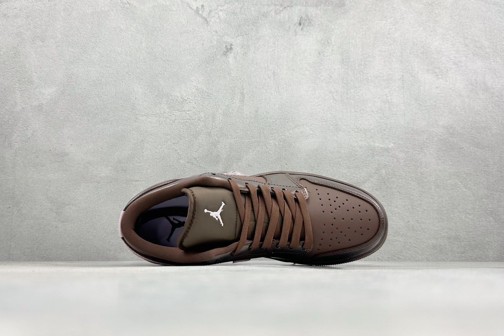 Air Jordan 1 Low 情人节巧克力棕粉 IQ9787-262 Air Jordan 1 Low 情人节巧克力棕粉 IQ9787-262