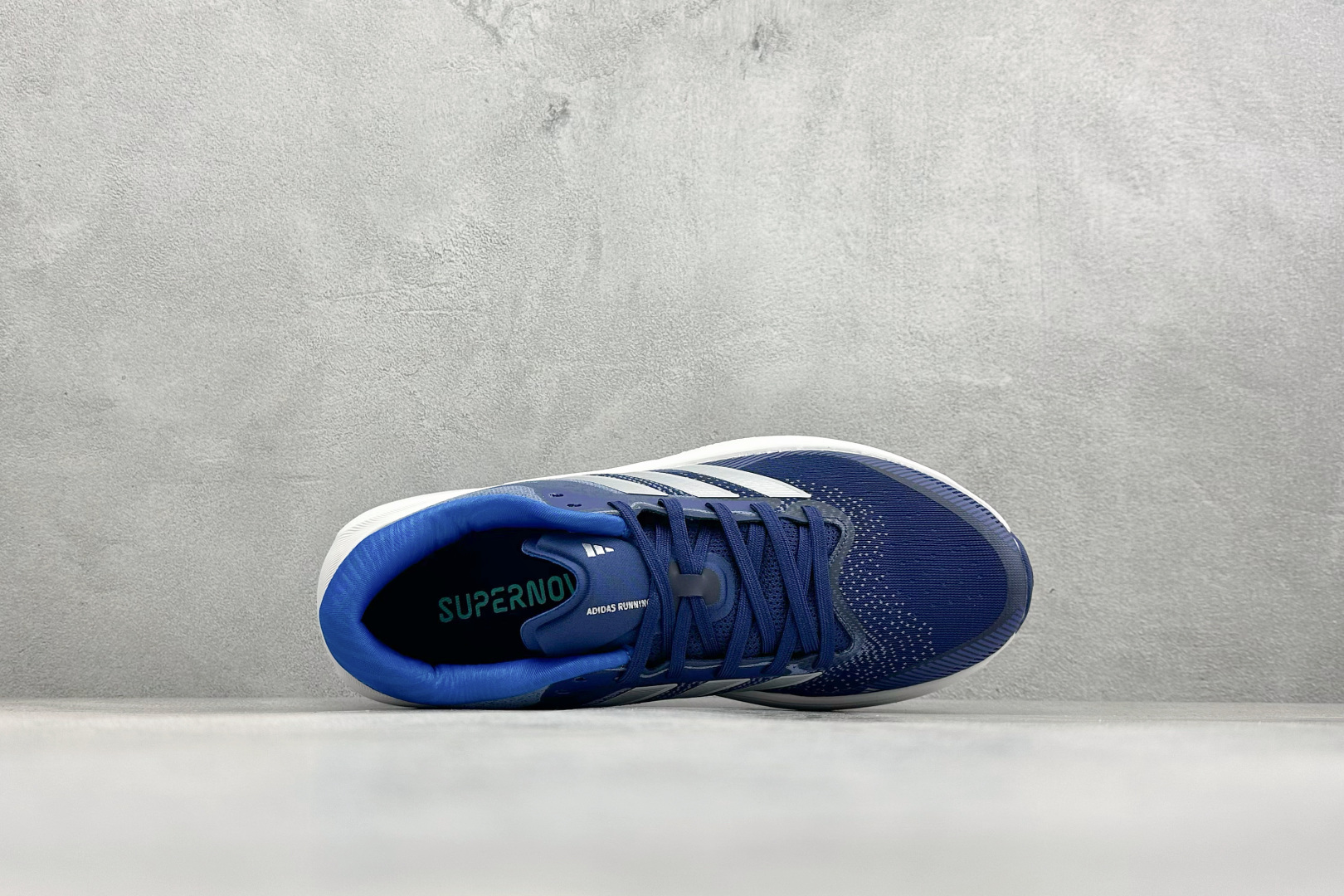 Adidas Supernova 2 阿迪达斯 减震回弹 运动透气休闲跑步鞋 D68983