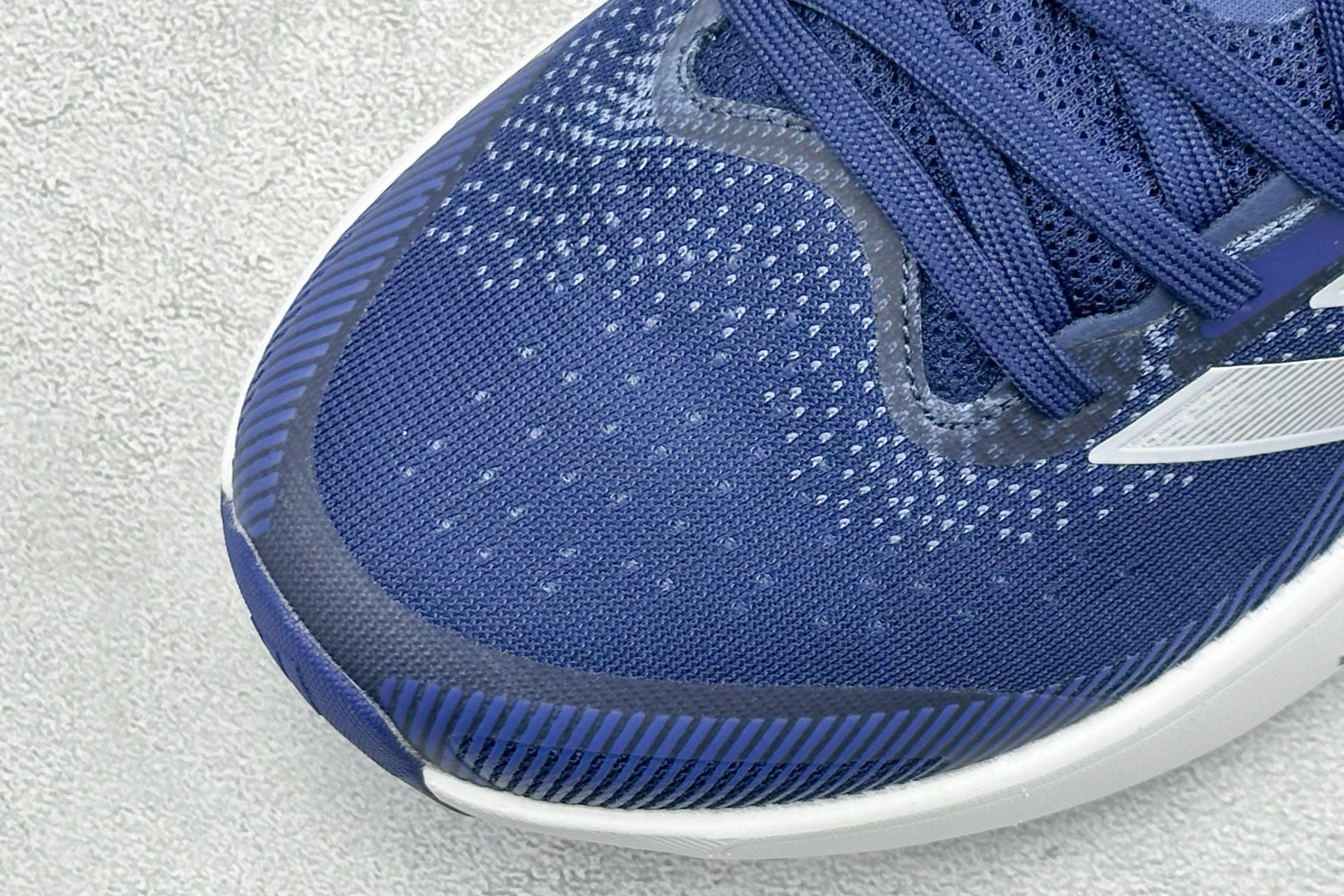 Adidas Supernova 2 阿迪达斯 减震回弹 运动透气休闲跑步鞋 D68983