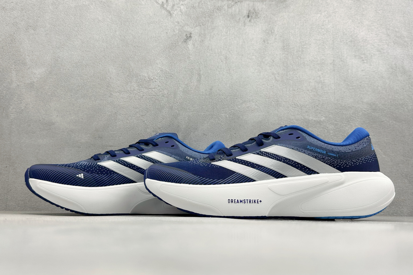 Adidas Supernova 2 阿迪达斯 减震回弹 运动透气休闲跑步鞋 D68983